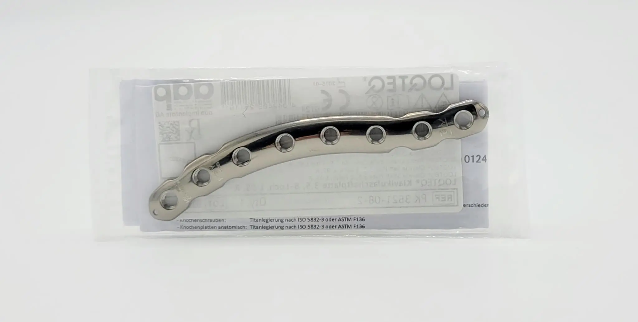 aap Implantate AG PK 3521-08-2 LOQTEQ Clavicle Shaft Plate 3.5, 8 holes, L 101, R - Image 3