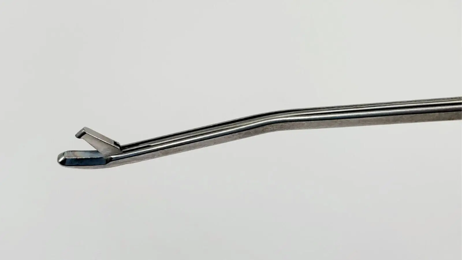 Acufex 012042 Basket Punch Scoop Forceps 1.3mm Upbiter Curved Left 9" - Image 3