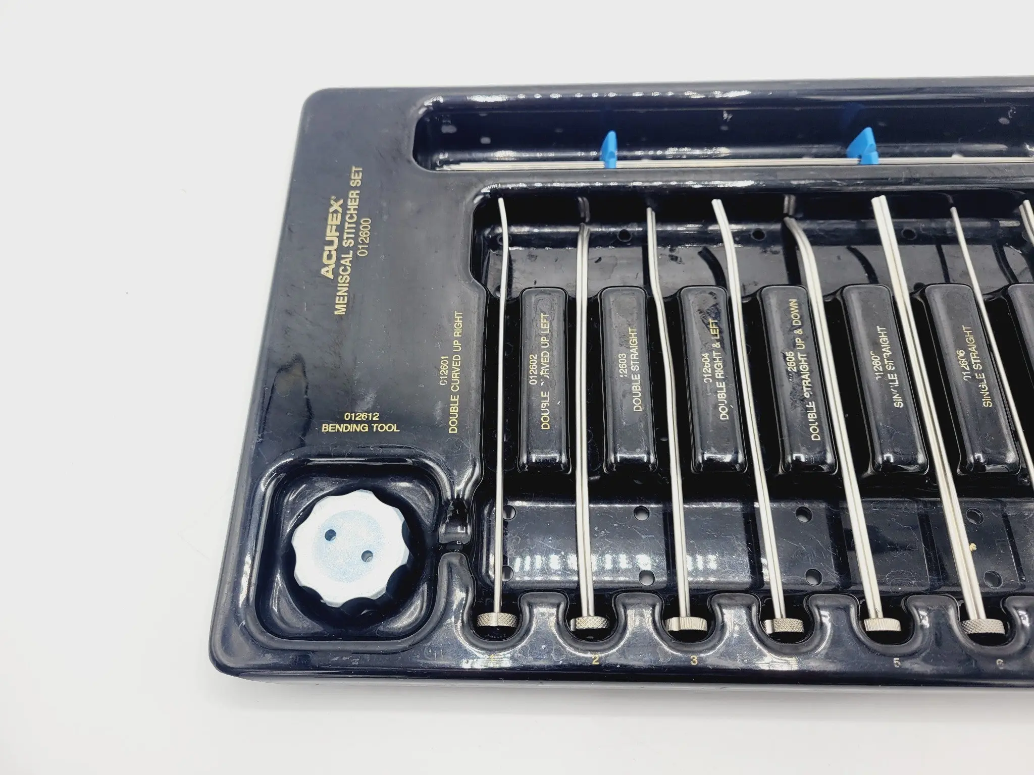 Acufex 012600 Meniscal Stitcher Set w/ Sterilization Case - Image 4