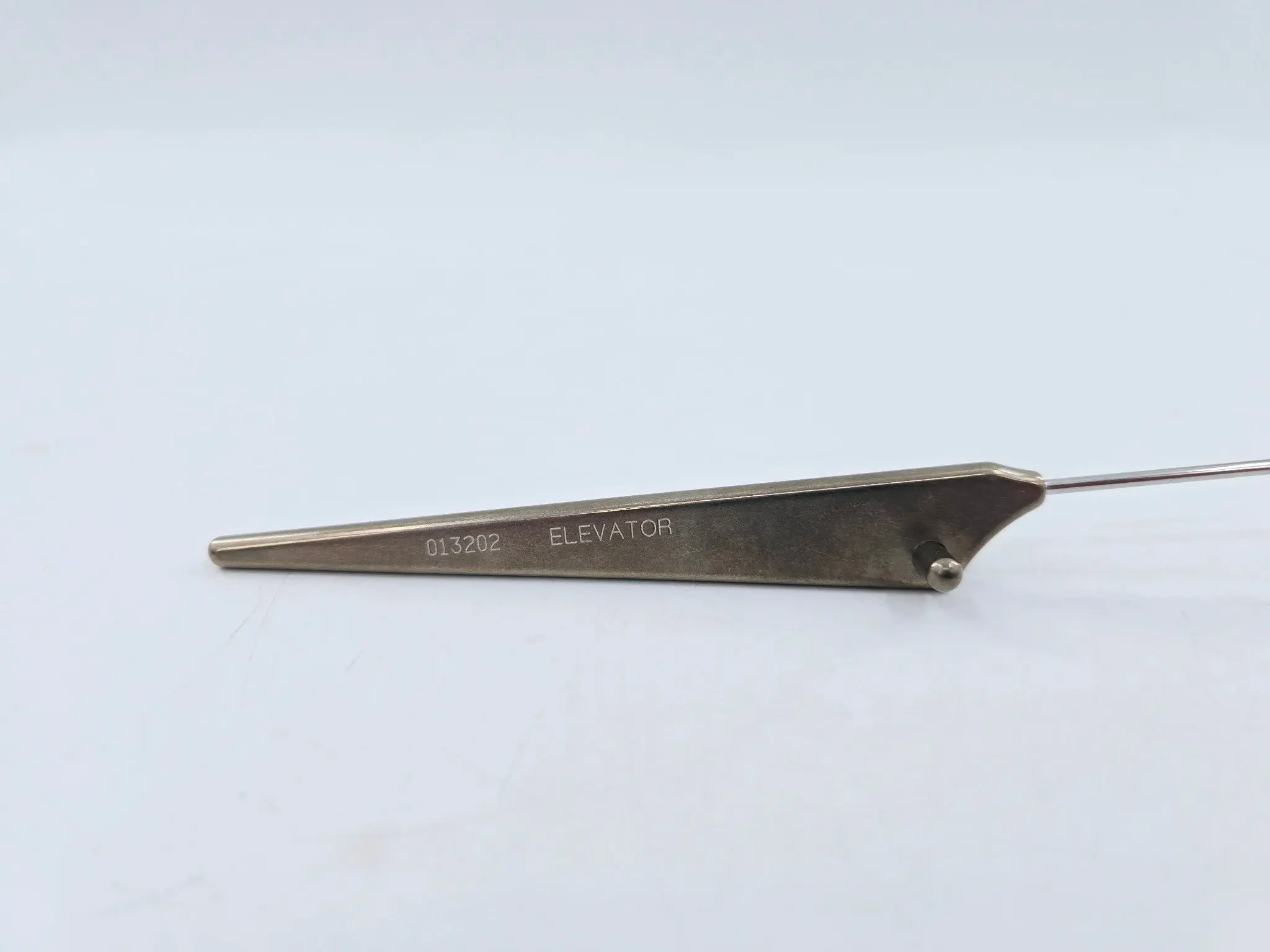 Acufex 013202 Orthopedic Elevator Curved Arthroscopy 7" - Image 3