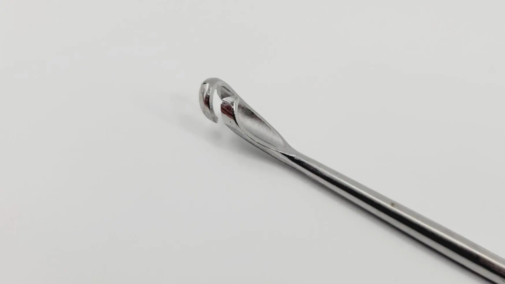 Acufex 013554 Slotted Tendon Stripper 16-3/8" - Image 2