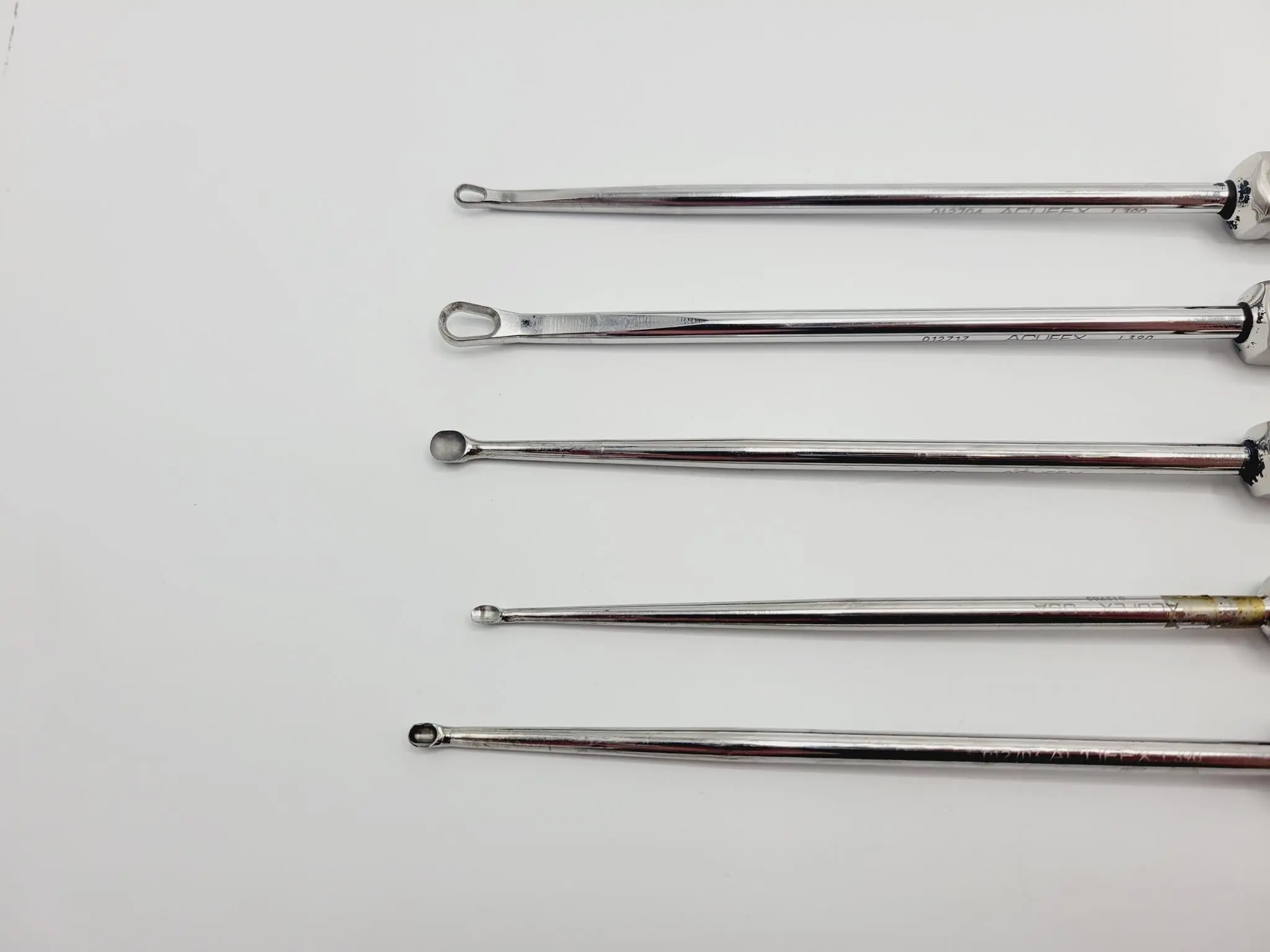 Acufex Curettes Regular & Ring w/ Sterilization Case Set of 5 - Image 5