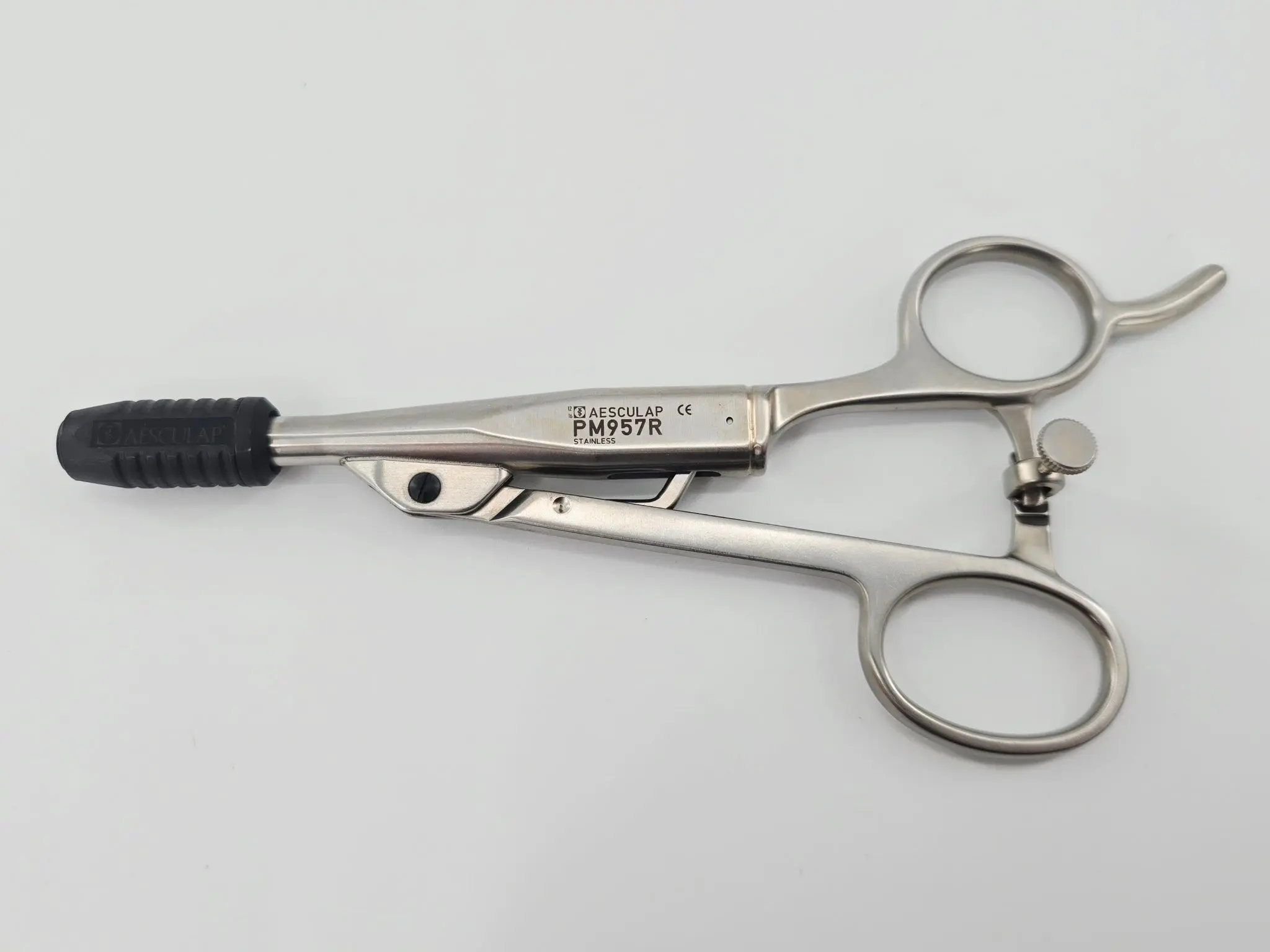 Aesculap PM957R Axial Ring Handle Only w/ Ratchet Lock 6-3/4" - Image 2