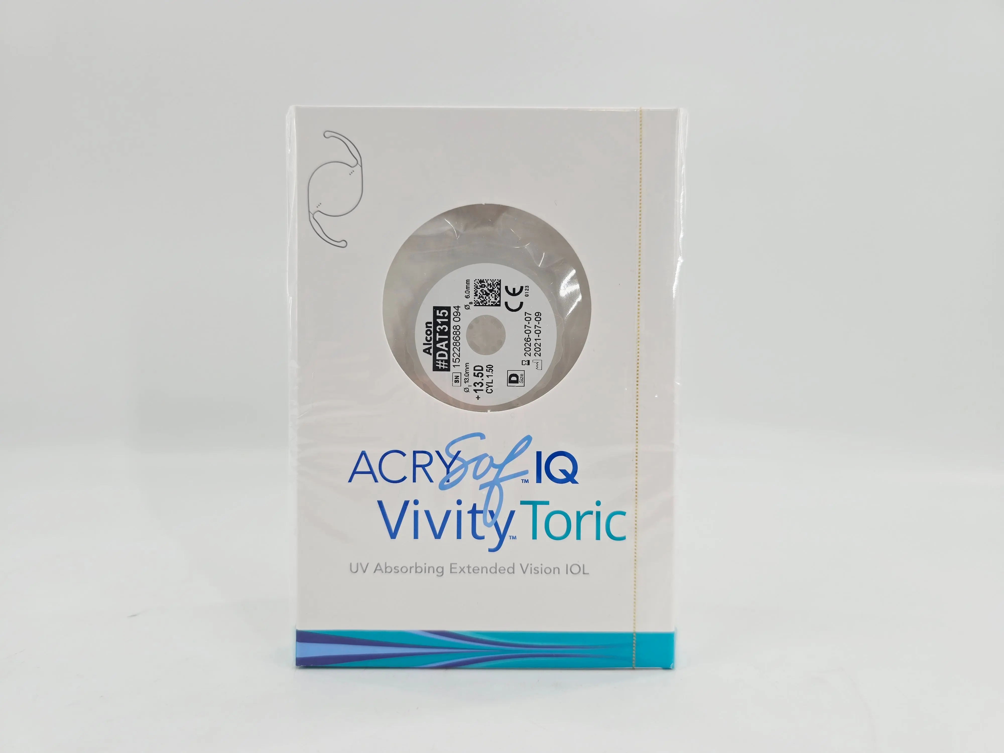 Alcon DAT315.135 AcrySof IQ Vivity Toric UV Absorbing Extended Vision IOL +13.5 D Size D 1/EA - Image 2