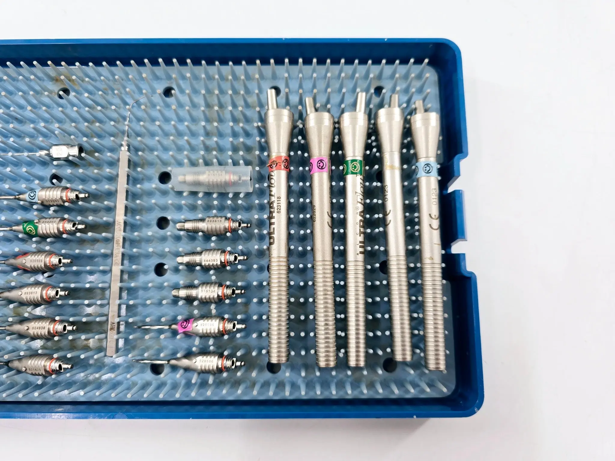 Alcon Ultraflow Handpieces (5) & Assorted Tips 20-Piece Cataracts Set w/ Case - Image 5