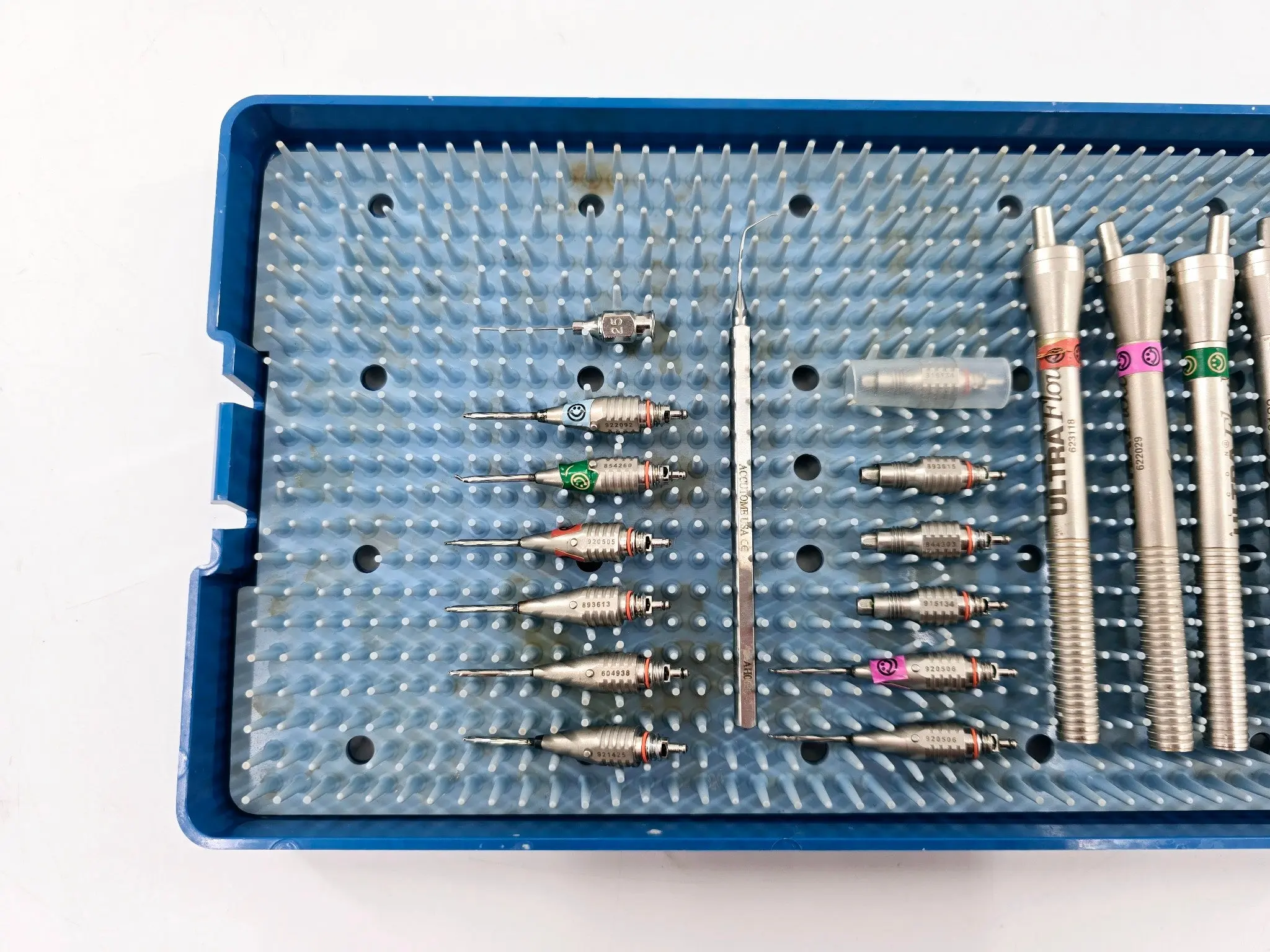 Alcon Ultraflow Handpieces (5) & Assorted Tips 20-Piece Cataracts Set w/ Case - Image 6