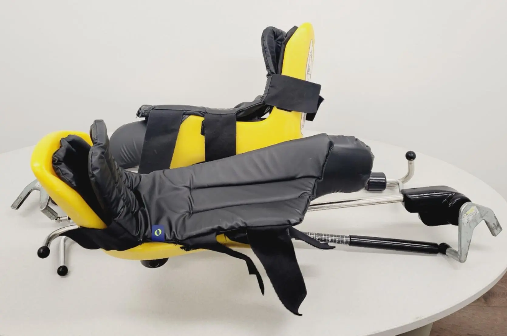 Allen Medical Yellowfin Stirrups Left & Right w/ Reusable Pads & Cart - Image 5