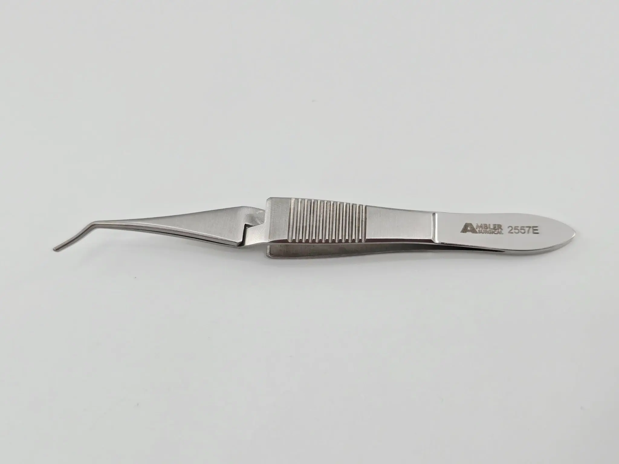 Ambler Surgical 2557E Scleral Plug Forceps Vaulted Shafts 3.5mm Spread 4-1/8" - Image 2