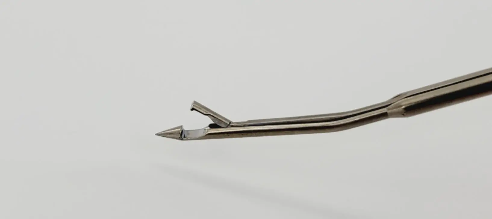 Arthrex AR-2167 Retriever 15° Curved Up Arthroscopy 9" - Image 2