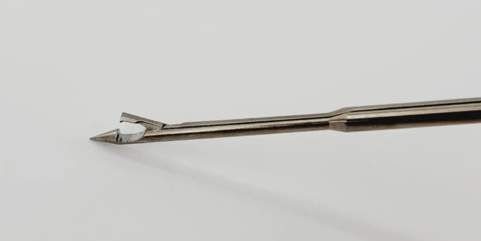 Arthrex AR-21675ST Retriever Straight Arthroscopy 8-3/4" - Image 2