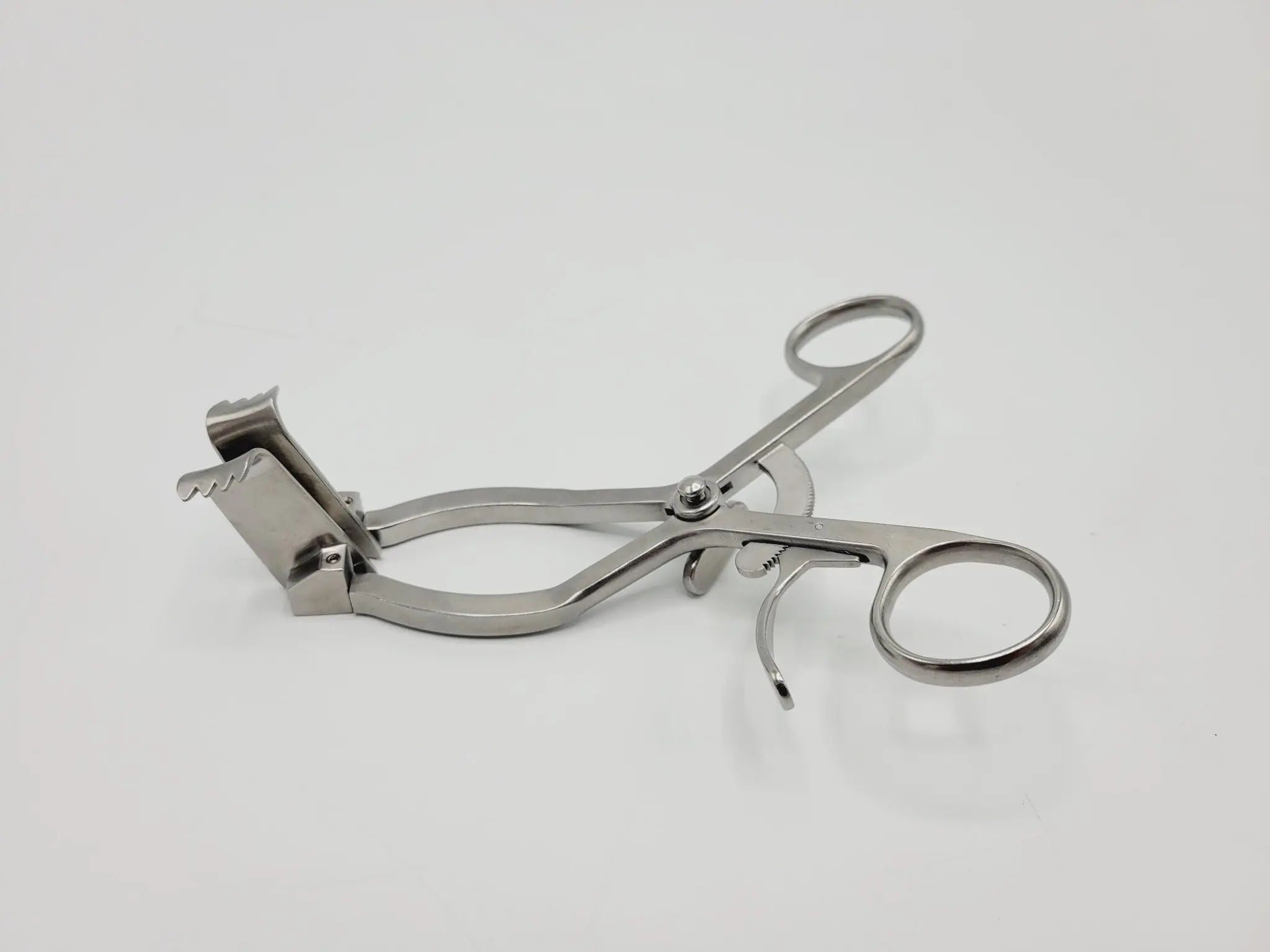 Arthrex AR-8170 Modular Soft Tissue Retractor w/ AR-8170-50 Blades 7" - Image 2