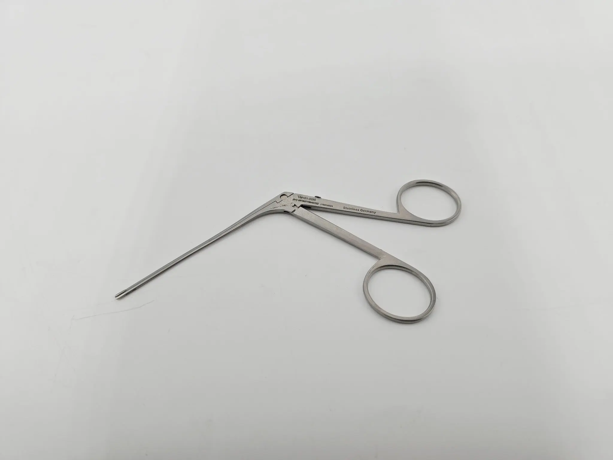 Avalign VM101-3250 Alligator Ear Forceps 5.5" - Image 2