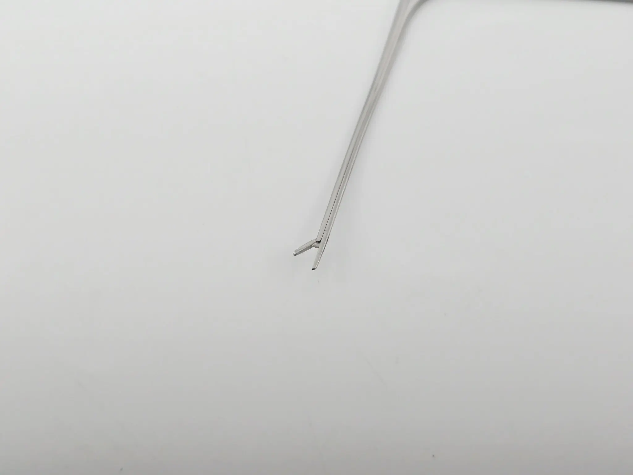 Avalign VM101-3250 Alligator Ear Forceps 5.5" - Image 3