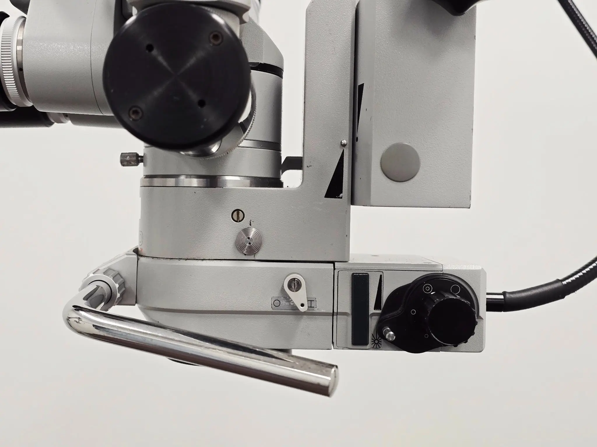 Carl Zeiss OPMI MD S5 Surgical Microscope System w/ Foot Control - Image 19