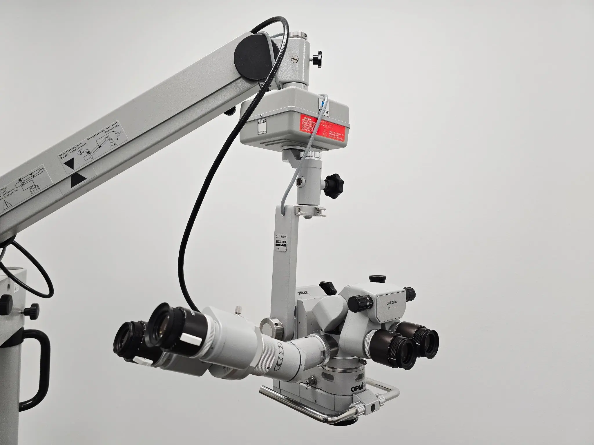 Carl Zeiss OPMI MD S5 Surgical Microscope System w/ Foot Control - Image 7