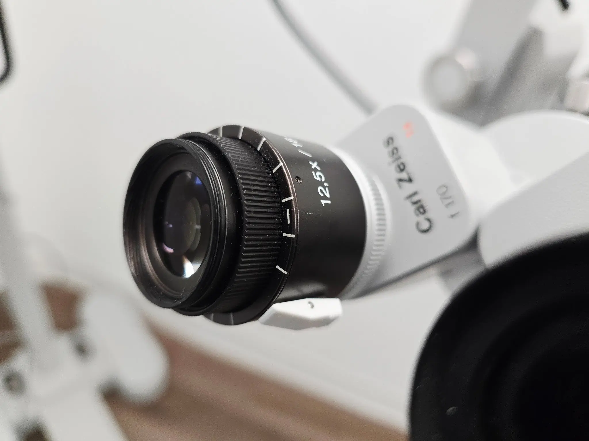 Carl Zeiss OPMI MD S5 Surgical Microscope System w/ Foot Control - Image 8