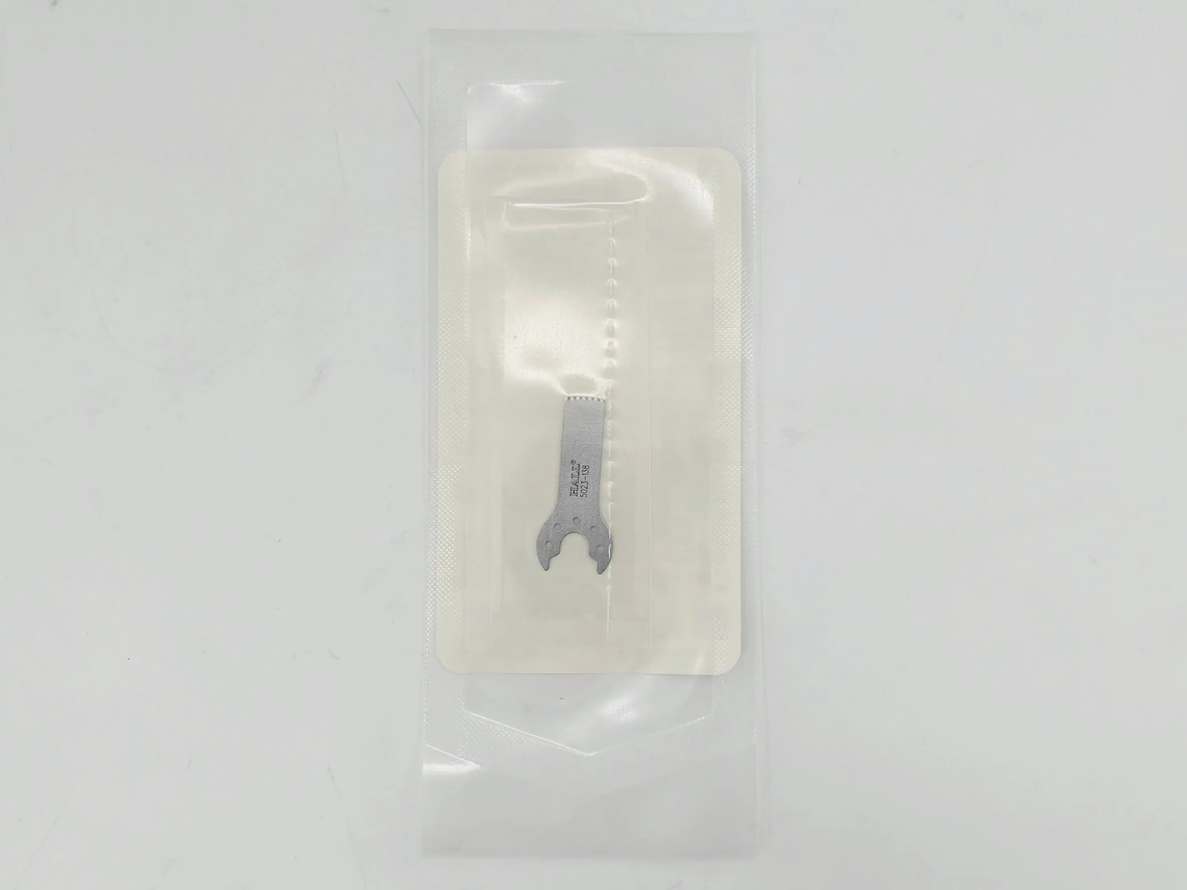 ConMed 5023-138 Micro Sagittal Blade Fine 9.5mm x 25.5mm x 0.4mm 1/EA - Image 3