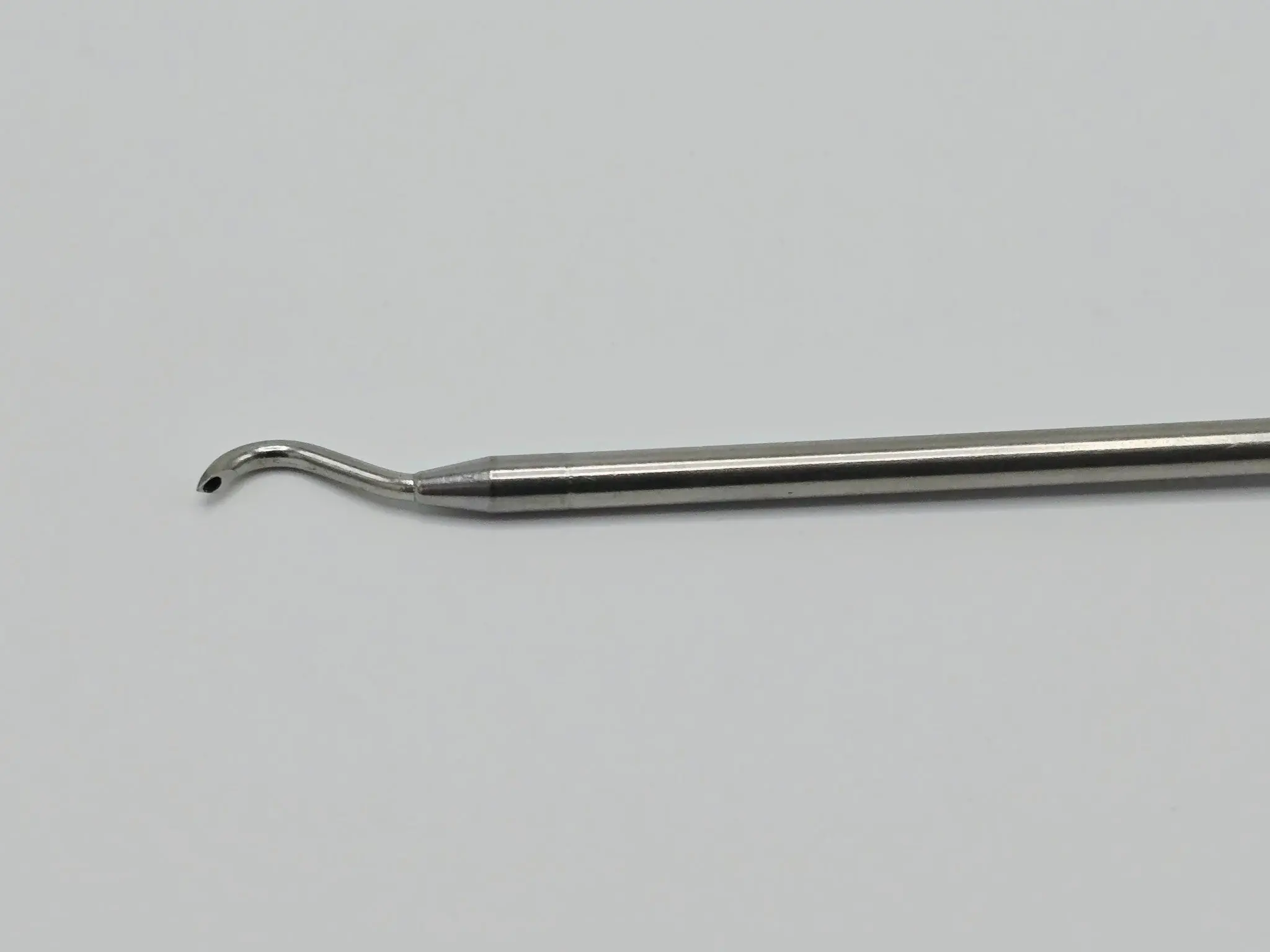 Conmed 97.10015 SHUTT-Linvatec Suture Hook Straight 3.4mm x 130mm - Image 3