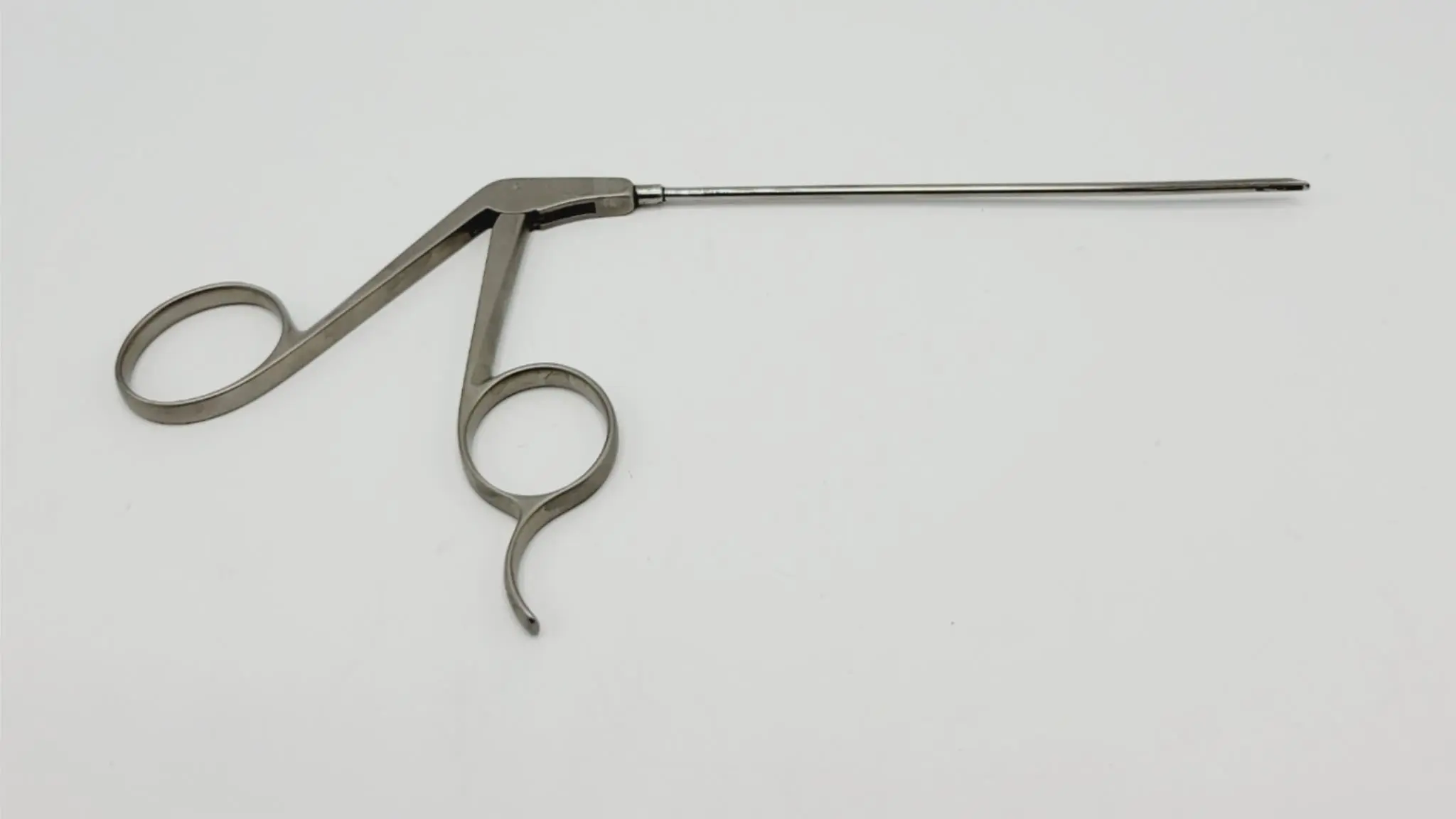 ConMed Linvatec 2.1039 Square Trimmer Forceps 2.75mm Blunt Tip Arthroscopy 9" - Image 4