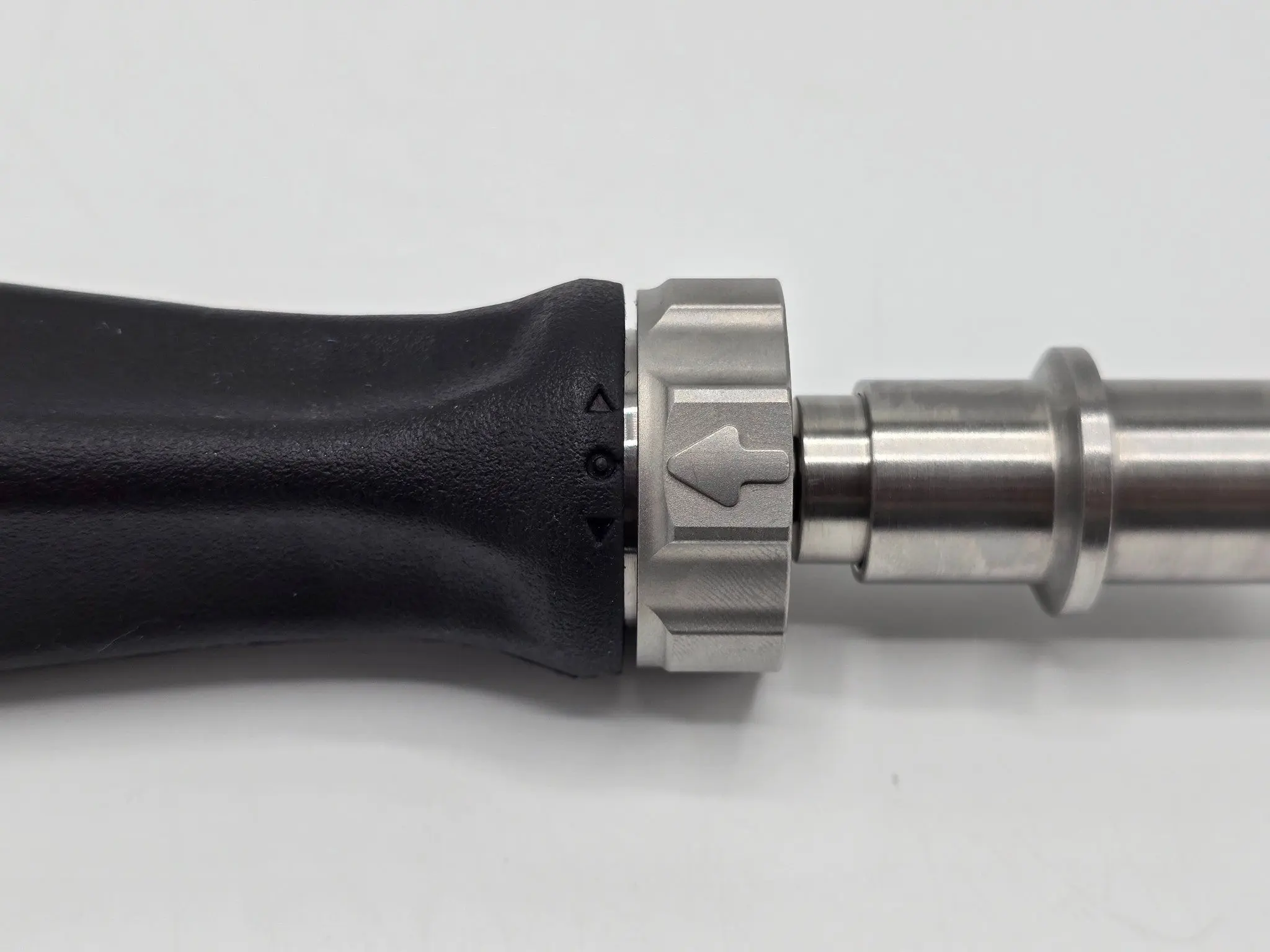 Conmed Linvatec D8640 Concept GraFix Modular Ratcheting Handle 7-1/4" - Image 4
