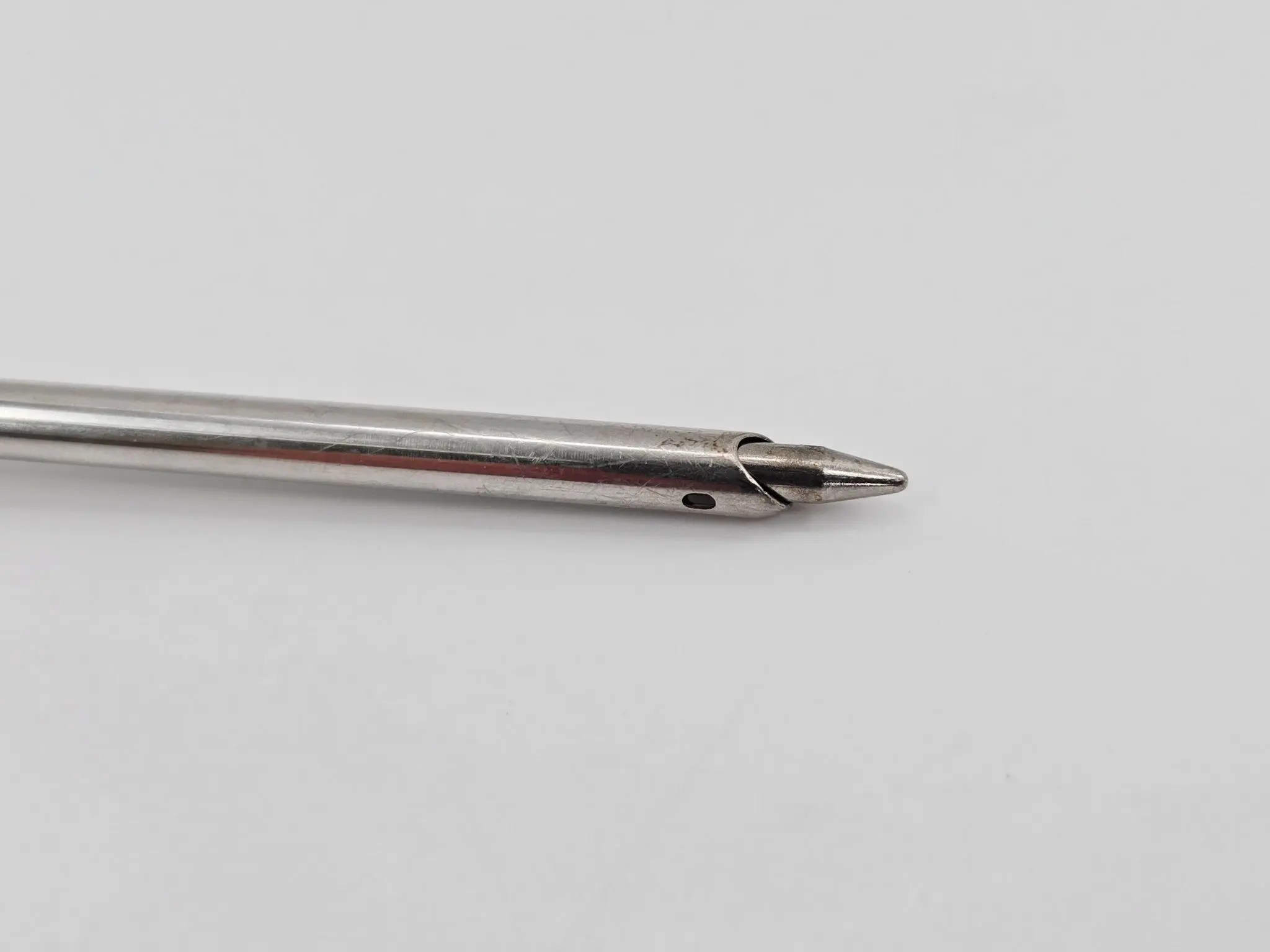 ConMed Linvatec QL6230 5.9mm QUICKLATCH High-Flow Sheath w/ QL6102 Obturator - Image 7
