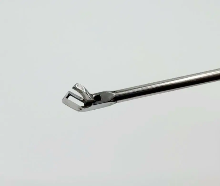 ConMed Shutt Linvatec 31.10013 Arthroscopy Forceps 3.4mm Blunt Curved Right 9" - Image 3