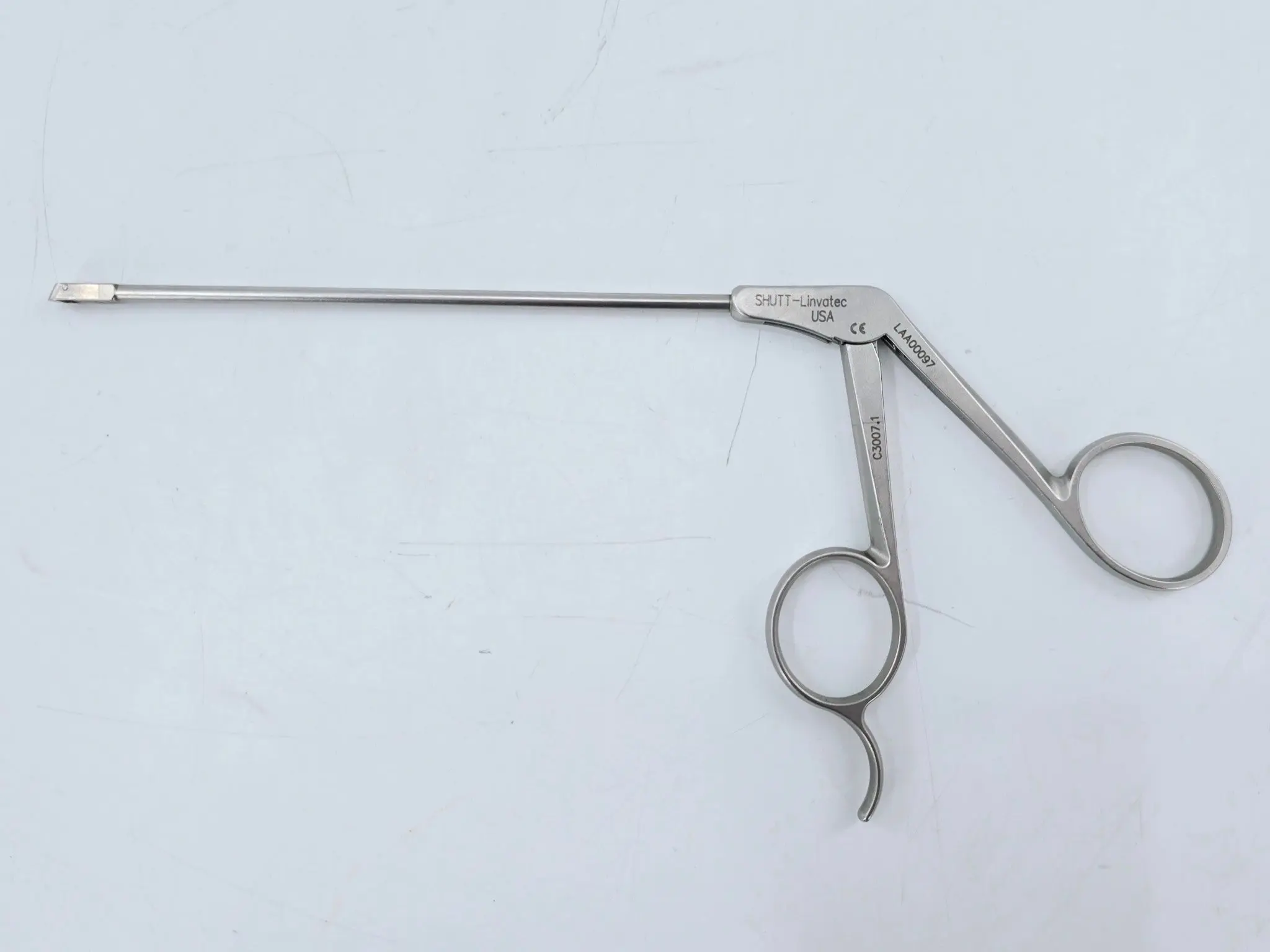 ConMed Shutt Linvatec C3007.1 Retrograde Forceps Straight Right Bite 3.4mm 9" - Image 2