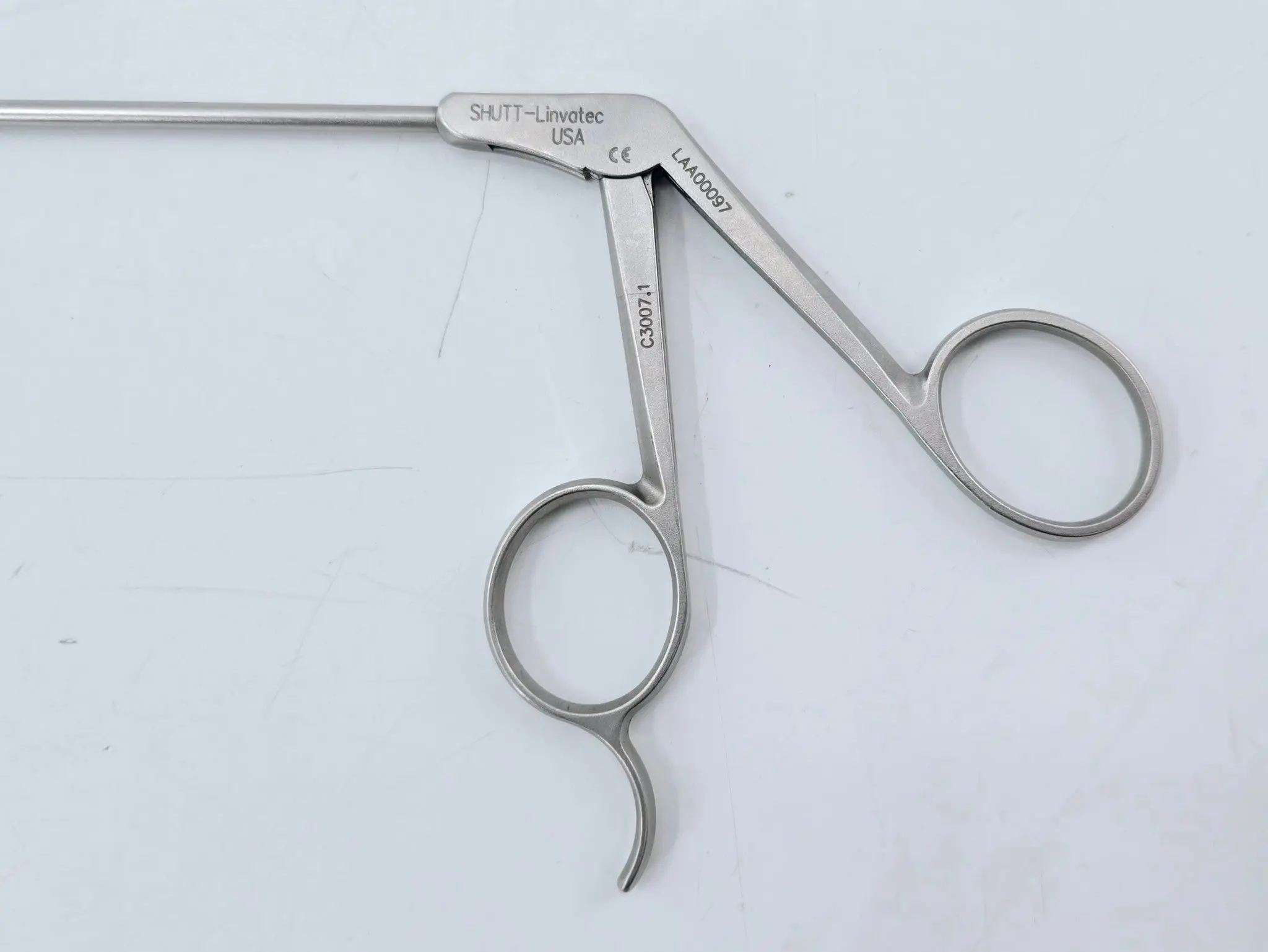 ConMed Shutt Linvatec C3007.1 Retrograde Forceps Straight Right Bite 3.4mm 9" - Image 3