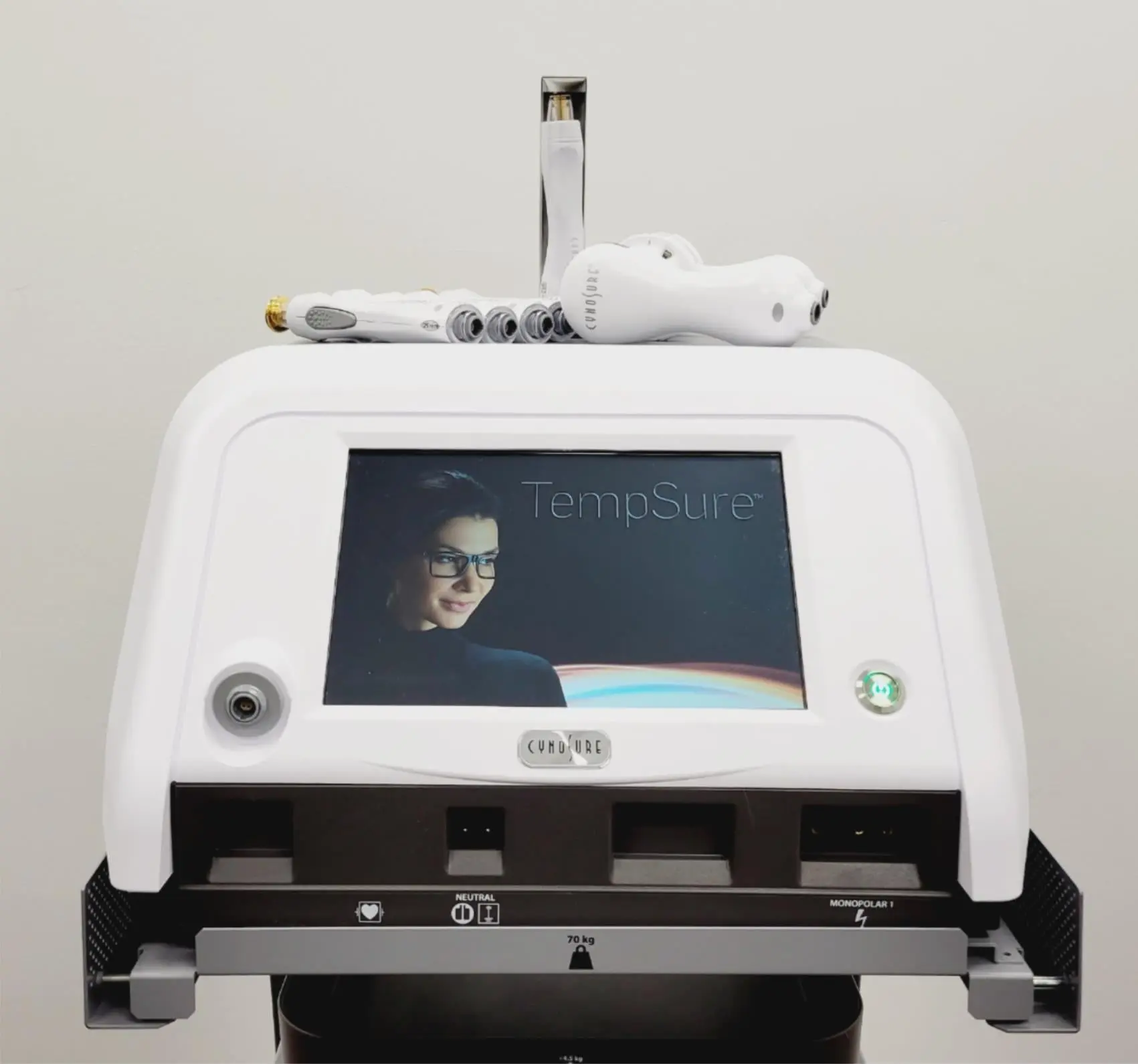 Cynosure 100-7027-010 TempSure Skin Tightening System w/ 7 Hand Pieces - Image 3