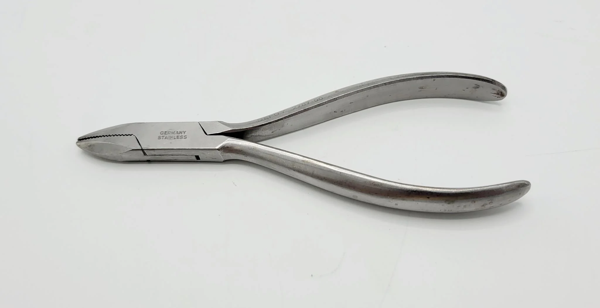 DePuy 2787-00 Flat Nose Pliers Stainless Steel 5mm Orthopedic 6" - Image 2