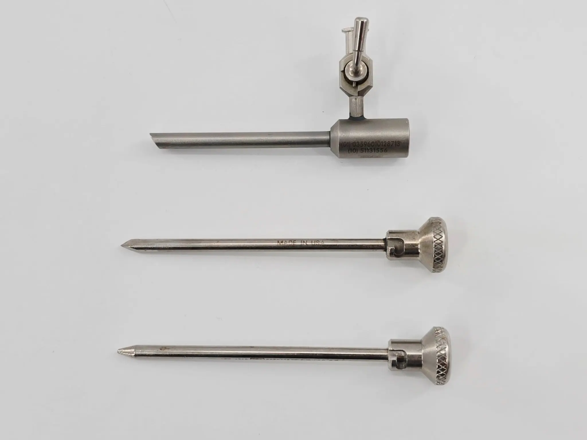 Dyonics 4308 3.6mm Operative Cannula Single Valve w/ 4309 & 4310 Obturators - Image 2