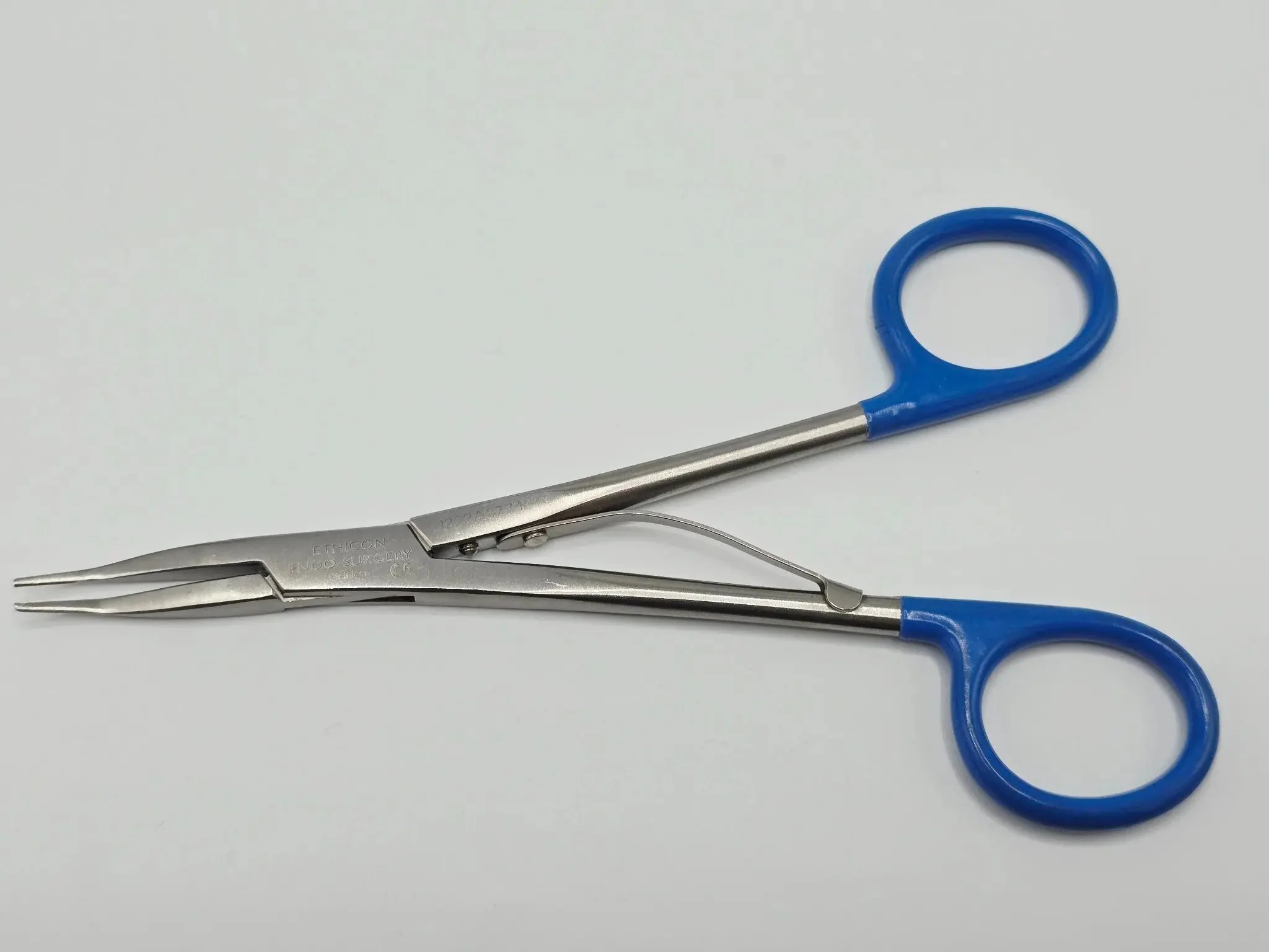 Ethicon Endo Surgery Blue Handle Clip Applier 6 Inch Stainless Surgical - Image 2