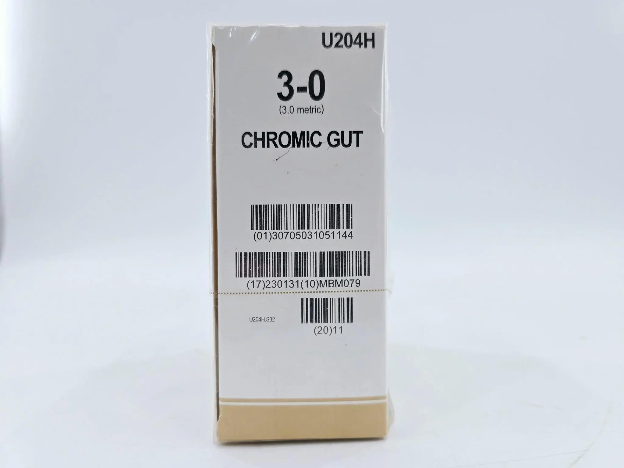 Ethicon U204H 3-0 Gut Chromic Naturally Brown 1x27" RB-1 Box of 36 - Image 2