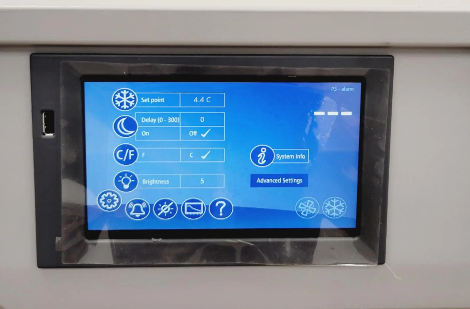 Follett Performance Plus REF4P-TR-00-00 Undercounter Refrigerator DEMO - Image 3