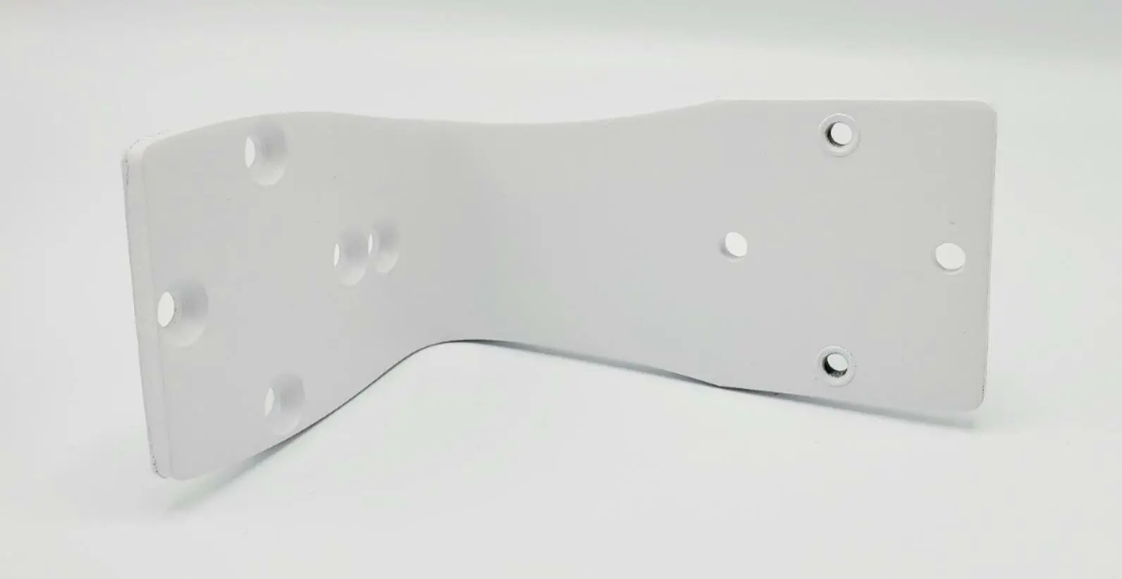 GCX 2021967-001 Rev A L Bracket with Hardware GEM-0005-01 - Image 2