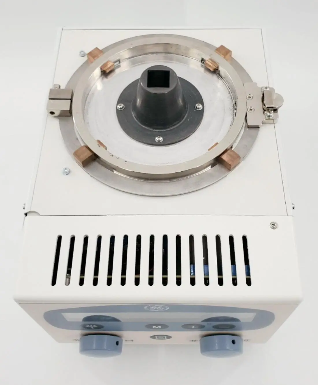 GE 2379827 Proteus Rad Room Eclipse Collimator DOM: 9-2022 - Image 2