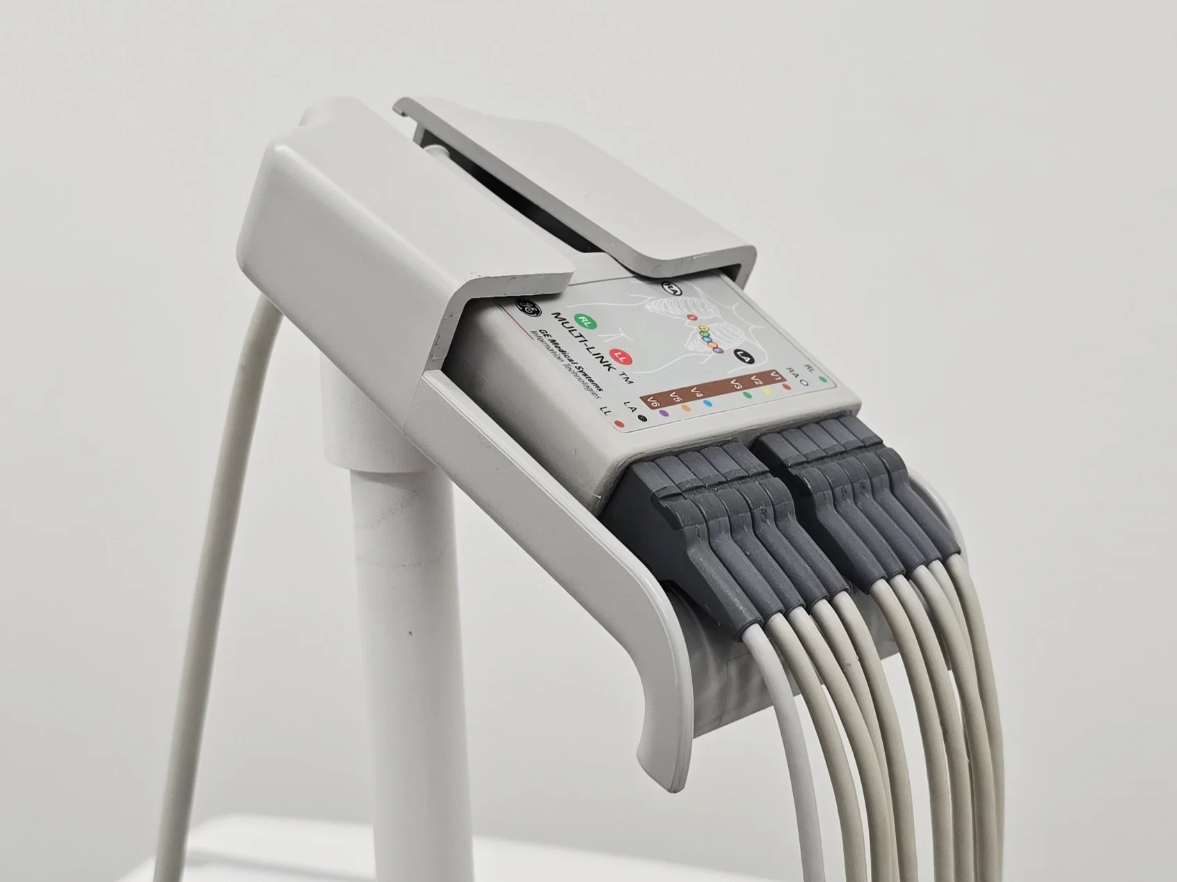 GE Healthcare MAC 2000 12-Lead Resting ECG System w/ Cart & Accessories - Image 10