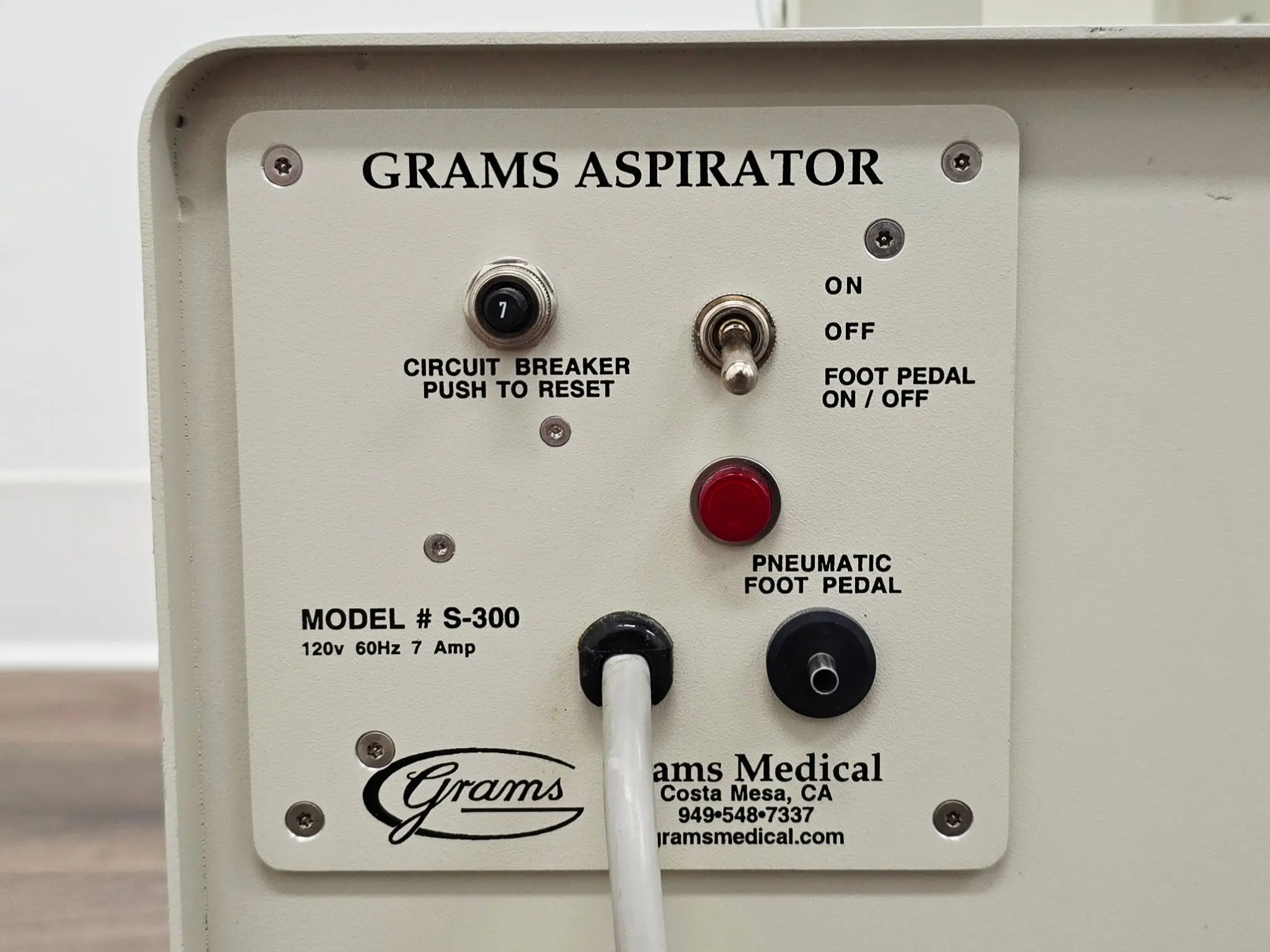 Grams Medical S-300 Surgical Liposuction Aspirator w/ Foot Pedal Tested - Image 8