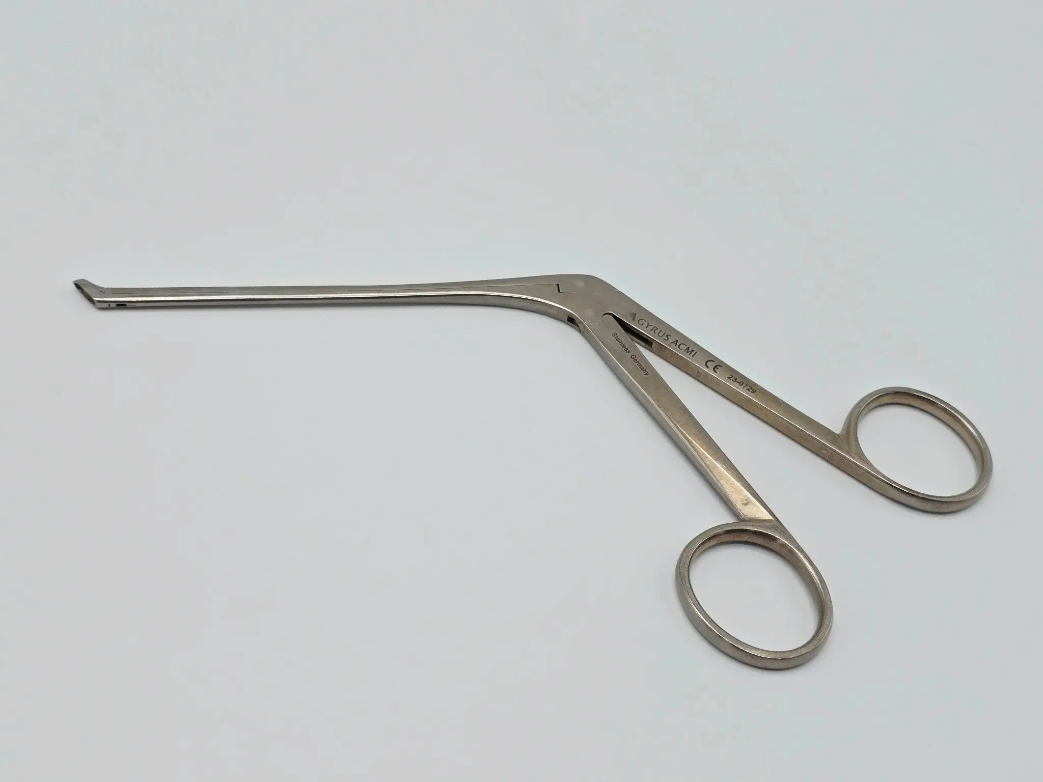 Gyrus ACMI 23-0729 4mm Laprascopic Rat-Tooth Forceps 42cm - Image 4