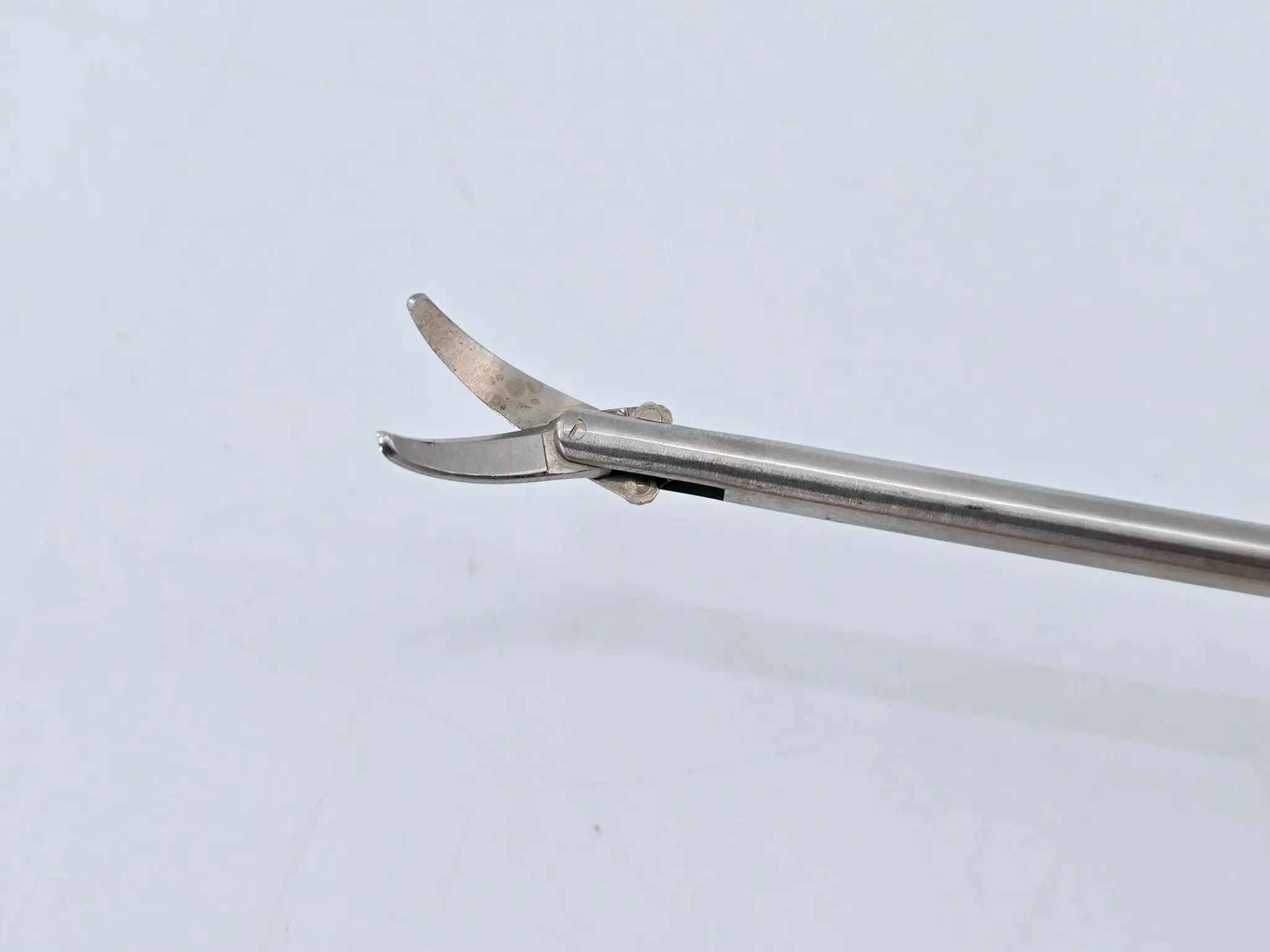 Heartport SC-90C-30-5 5mm Laparoscopic Scissors Curved 16-1/4" - Image 4