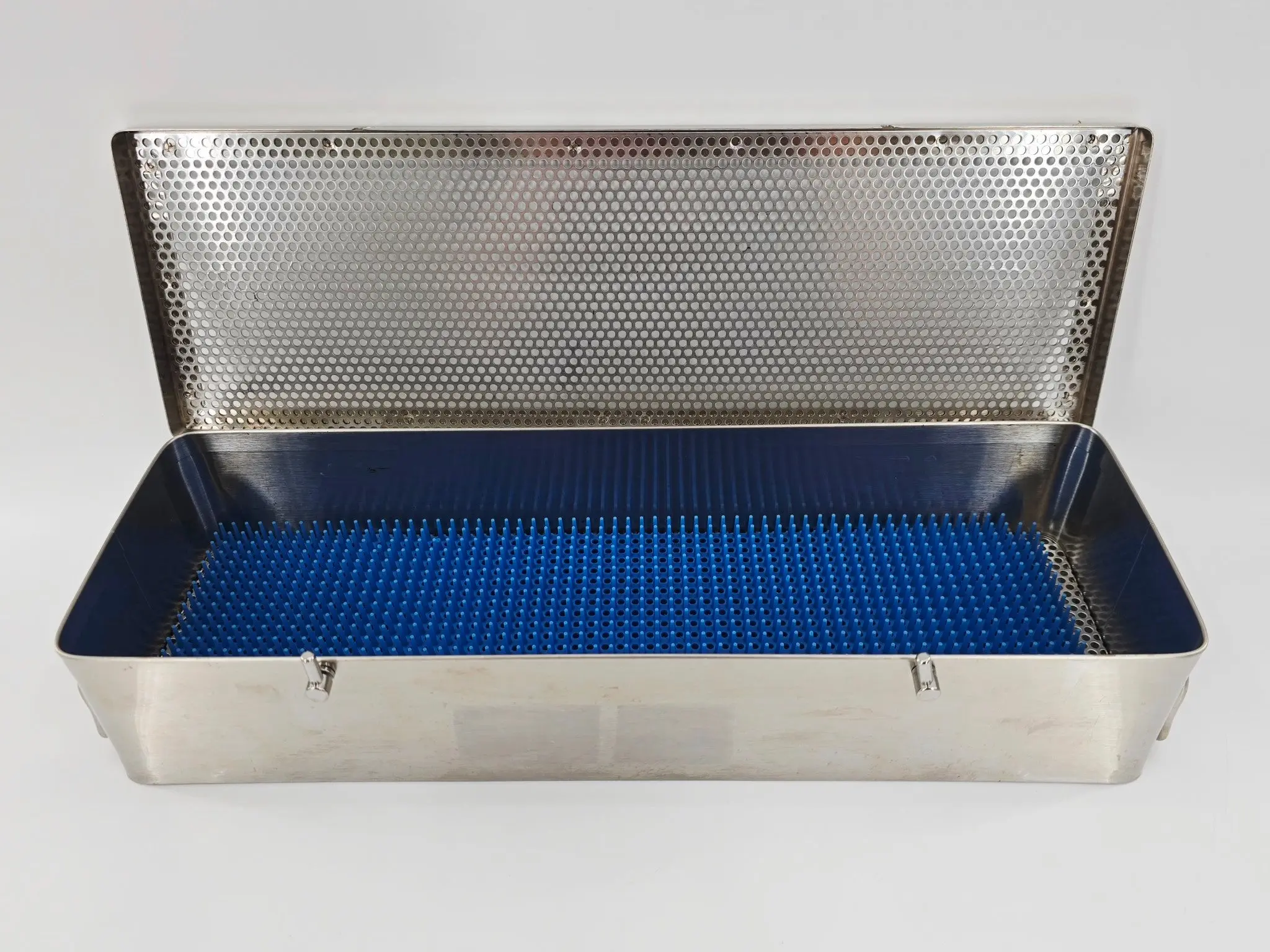 Instrument Sterilization Case w/ Lock 16" x 5-1/2" x 3" - Image 2