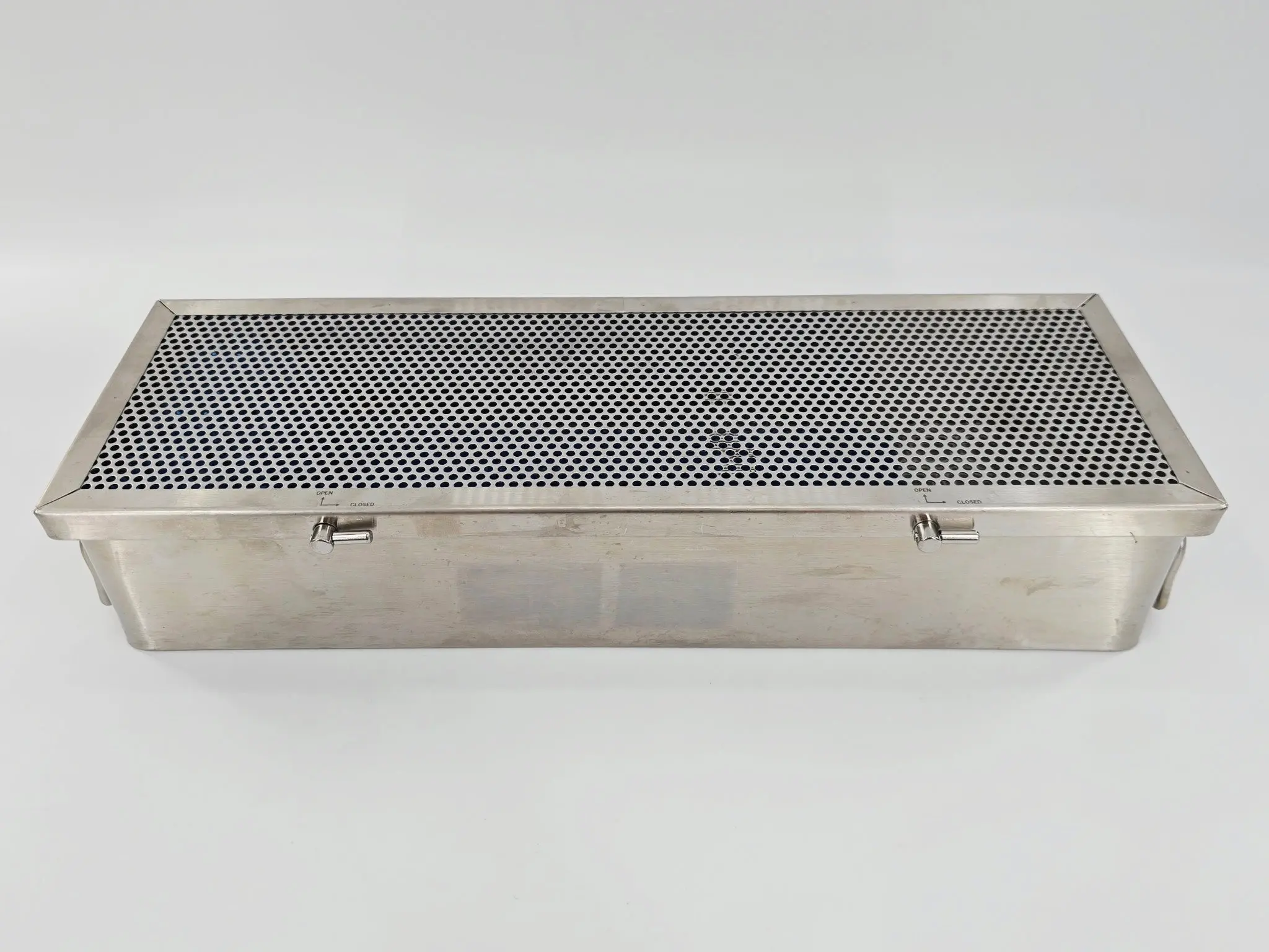 Instrument Sterilization Case w/ Lock 16" x 5-1/2" x 3" - Image 3