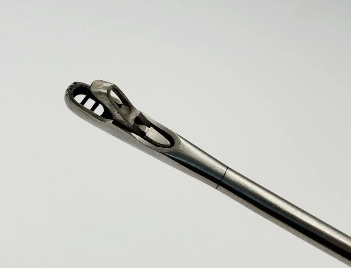 Integra Miltex 28-303 Yeoman Biopsy Forceps Shaft Straight Jaws w/ Teeth 4mm 18-1/4" - Image 3
