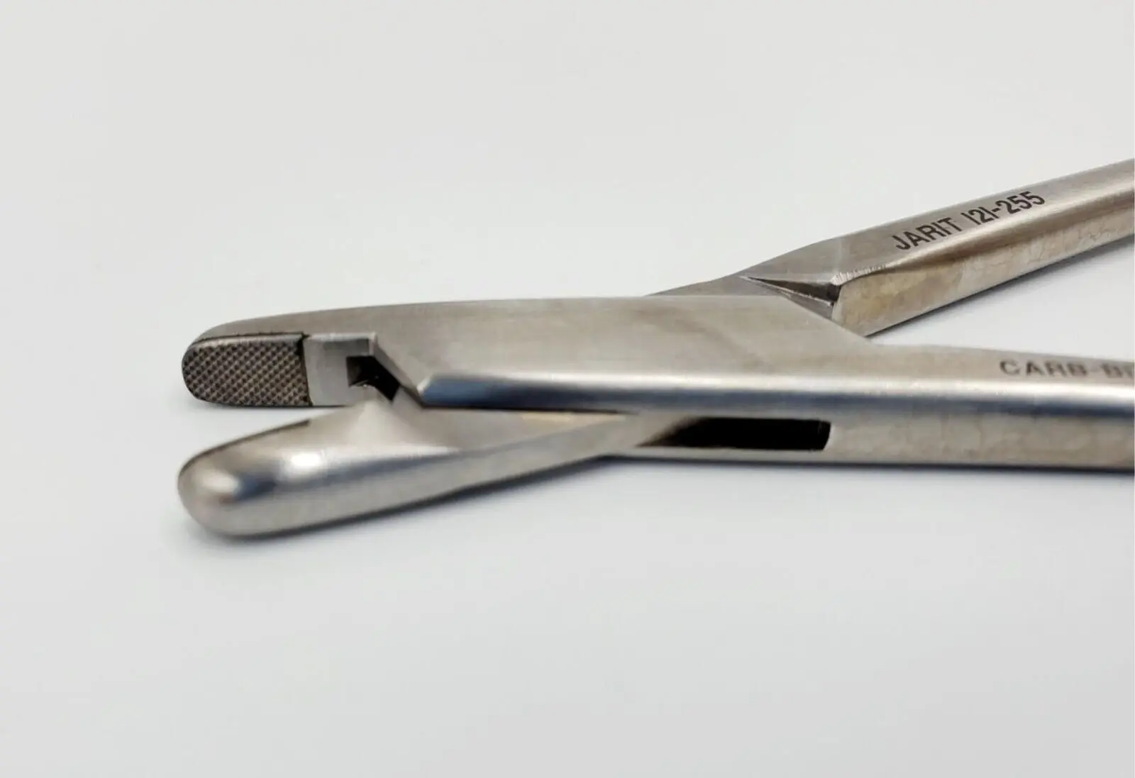 Jarit 121-255 Sternal Holder Twister Car-Bite Serrated Jaws Straight 6-7/8" - Image 3