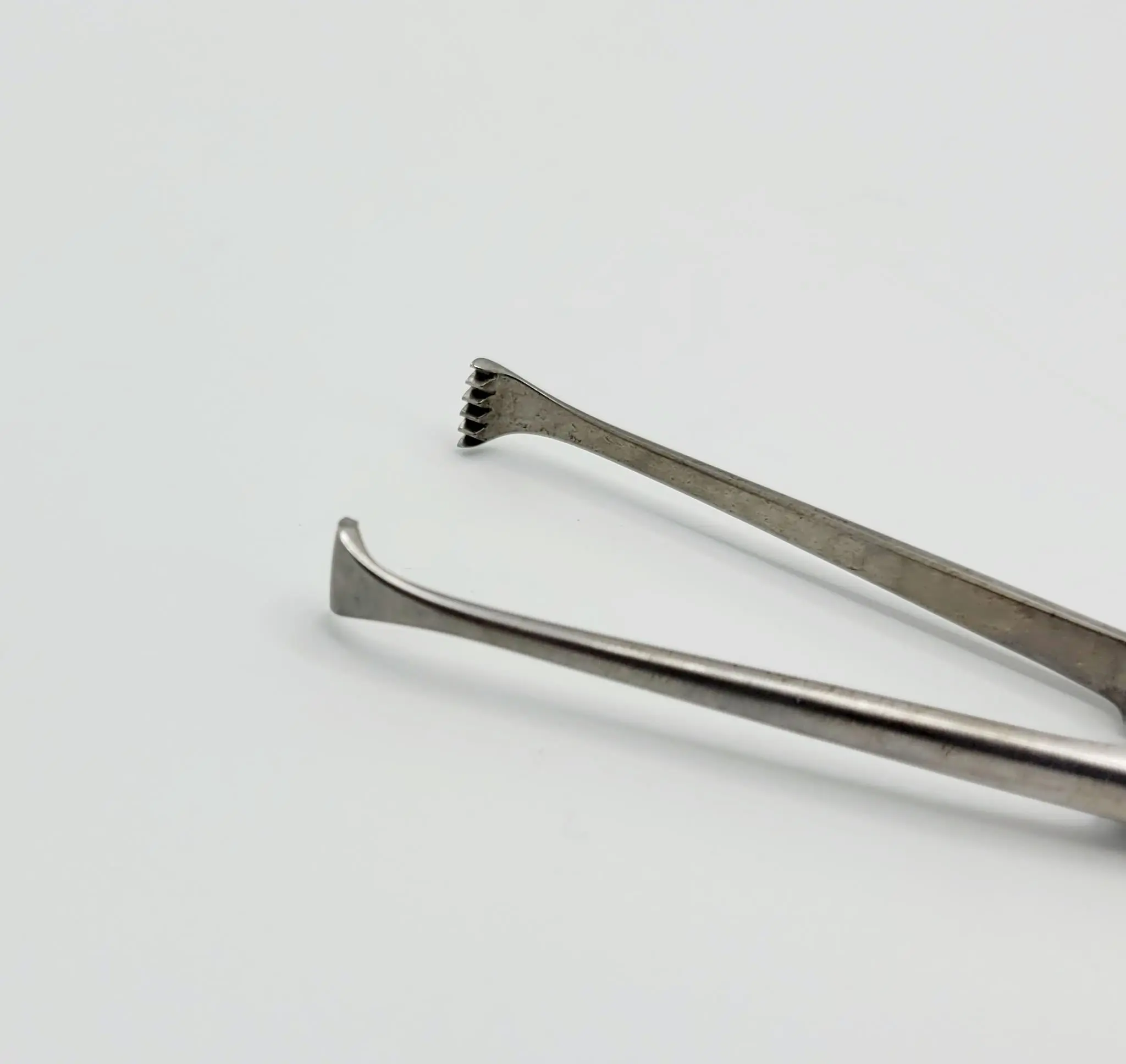 Jarit 136-110 Allis Tissue Forceps Straight 7-3/8" - Image 3