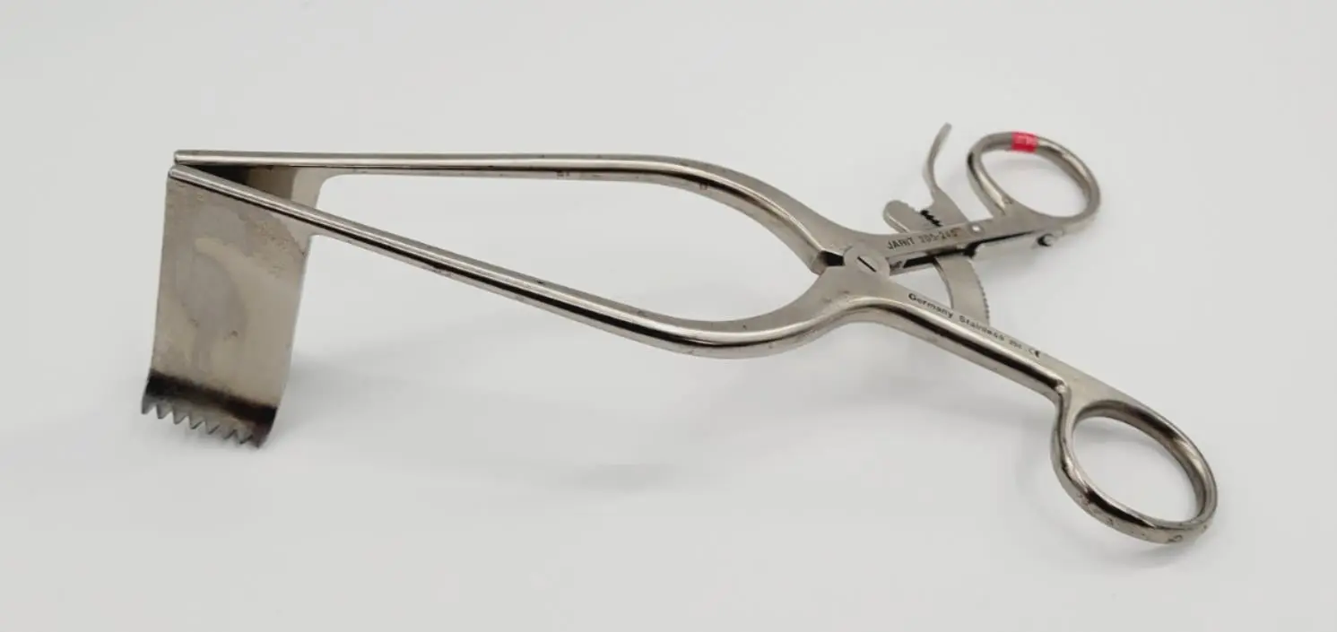 Jarit 205-245 Meyerding Laminectomy Retractor Serrated Blades 1" x 2-3/8" 7-3/4" - Image 4