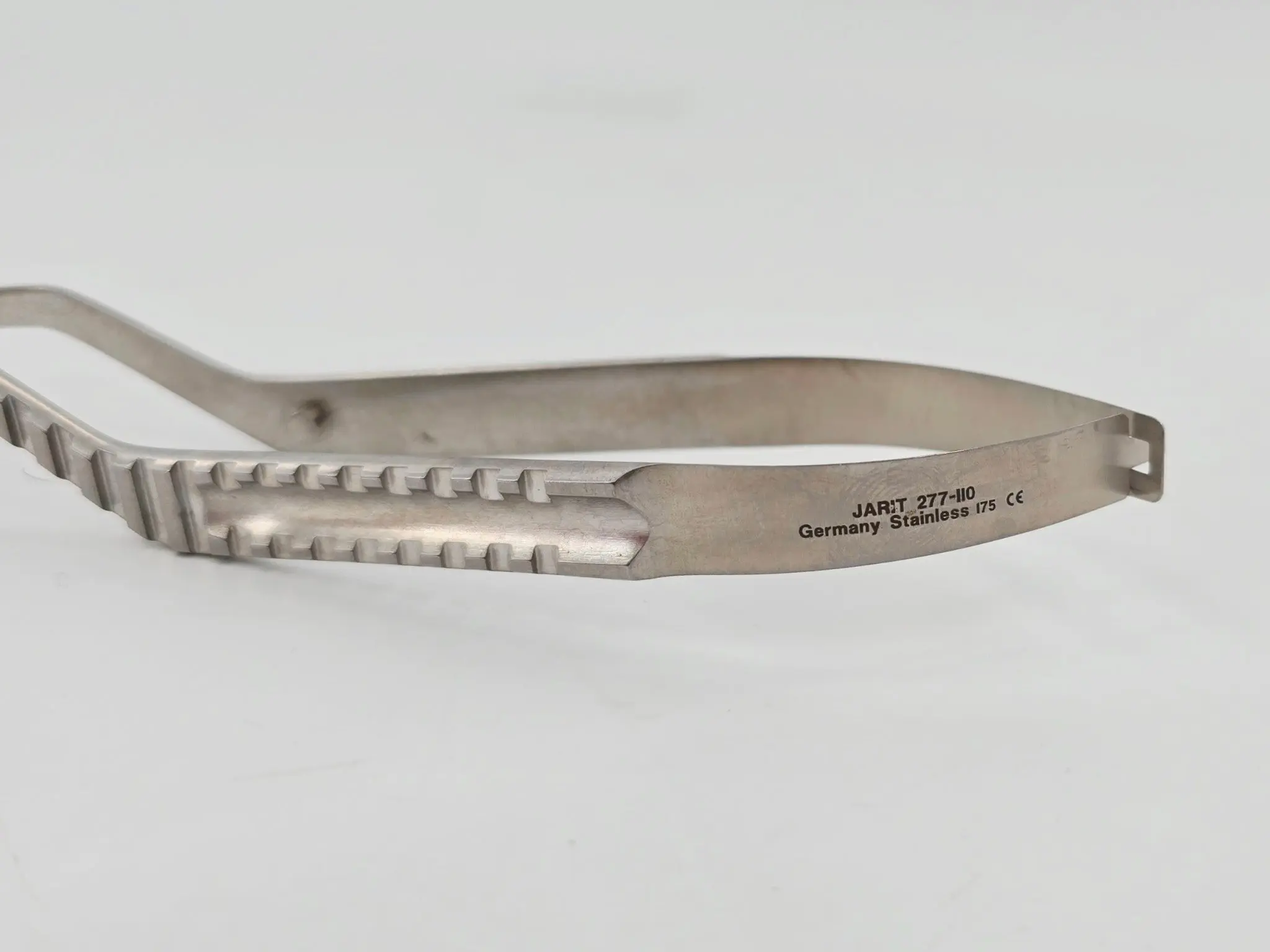 Jarit 277-110 Yasargil Needle Holder Straight Flat Bayonet Handle ENT 8-3/4" - Image 3