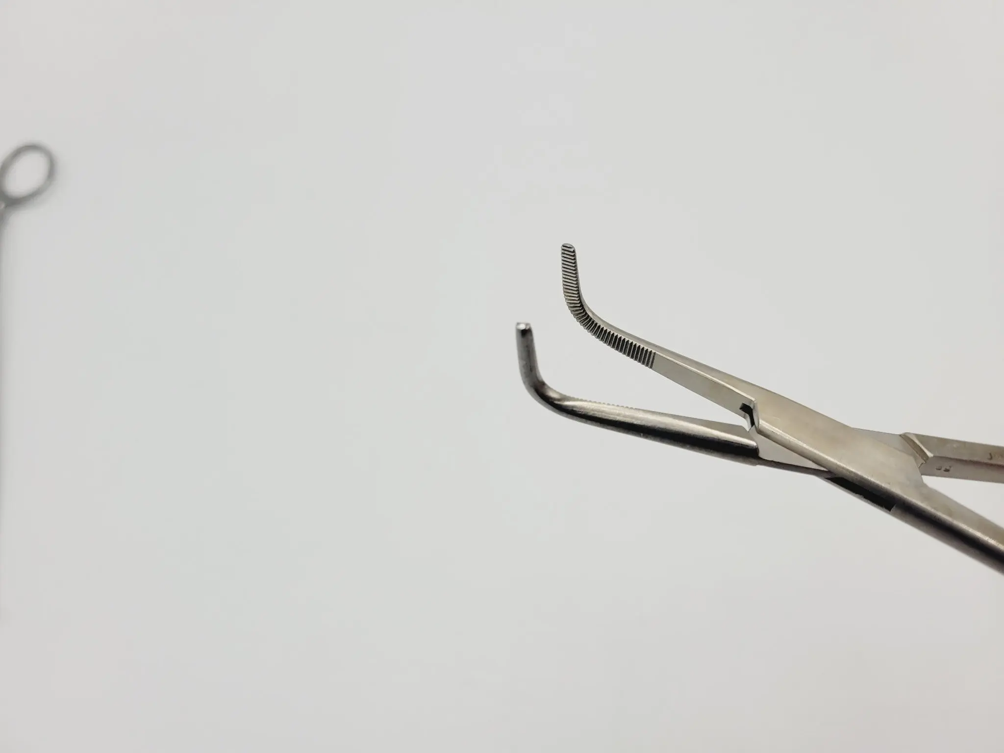 Jarit 305-296 Kantrowitz Thoracic Forcep 9-3/8" - Image 4