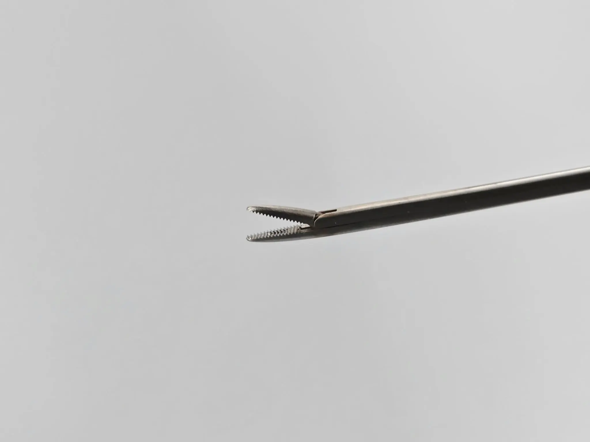 Jarit 380-150 Hartman Alligator Ear Forceps Serrated 1.8x0.8mm Jaws ENT 5-1/4" - Image 4