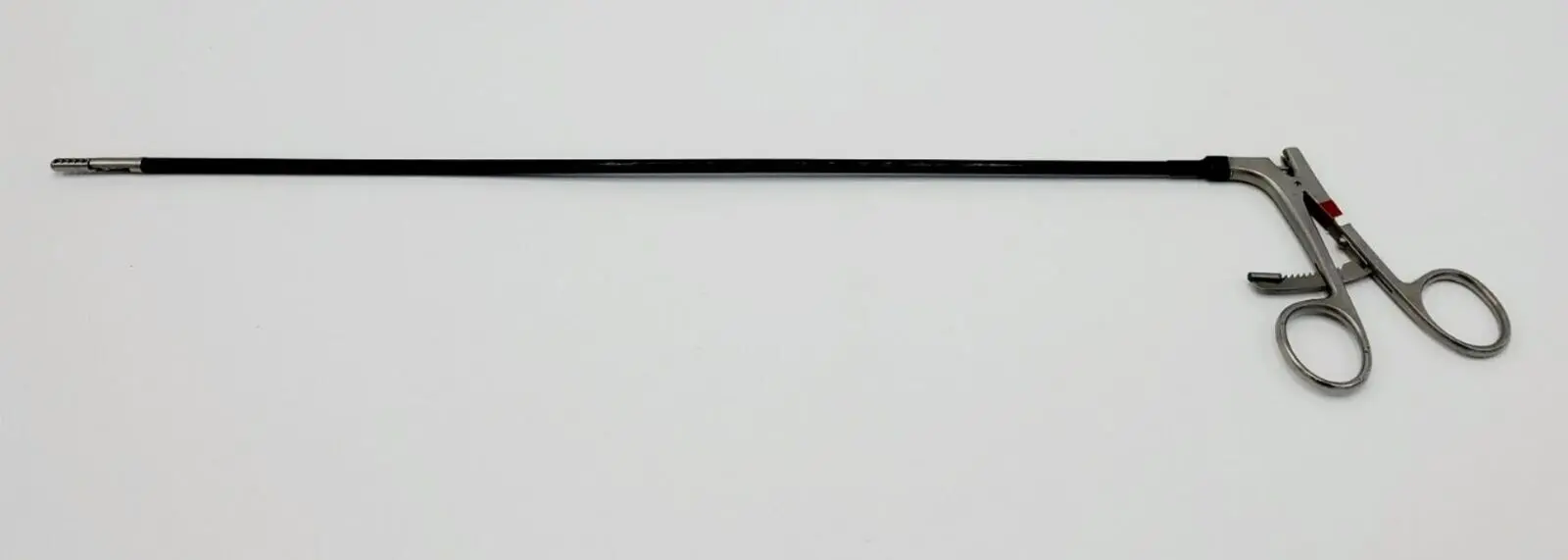 Integra Jarit 600-119 Forceps Retrograde Grasping Ratchet Handle Insulated 5mm 17-1/4" - Image 2